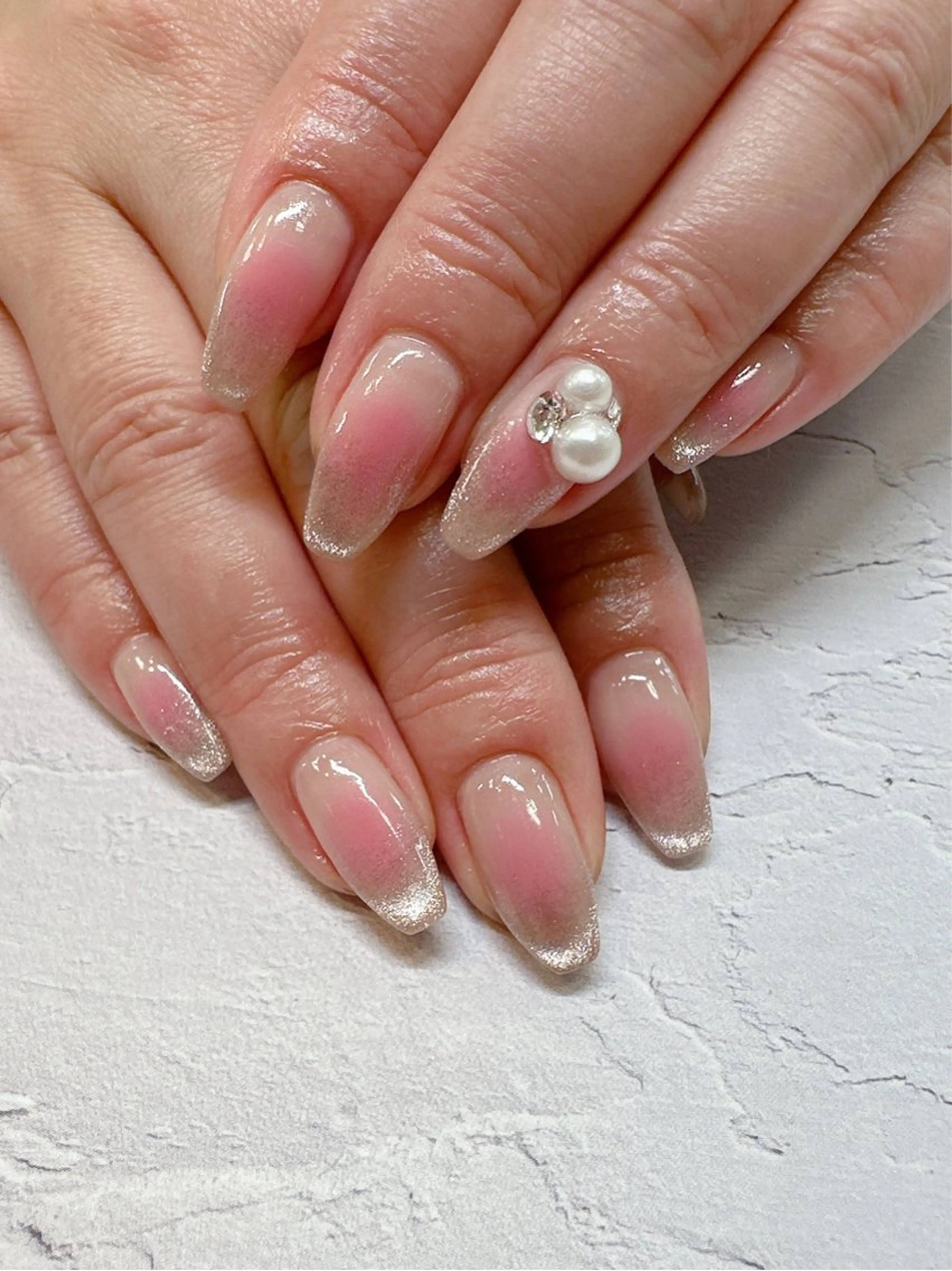 ネイル チークネイル マグネットネイル ハンドネイル nailist SATO【銀座】のネイルデザイン