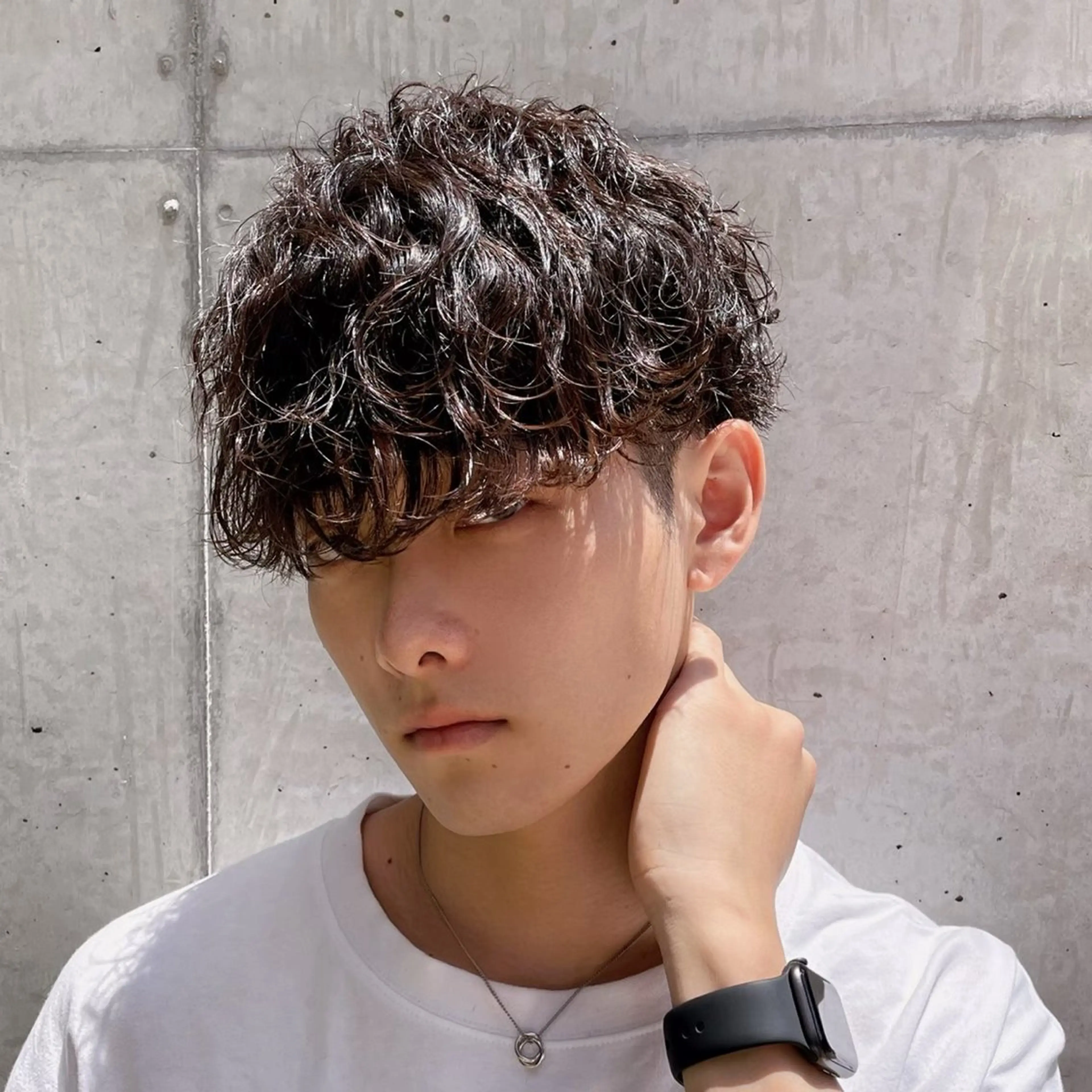 メンズ メンズパーマ特化サロンLond LOGAN所属・SEIYA メンズパーマ職人のヘアスタイル