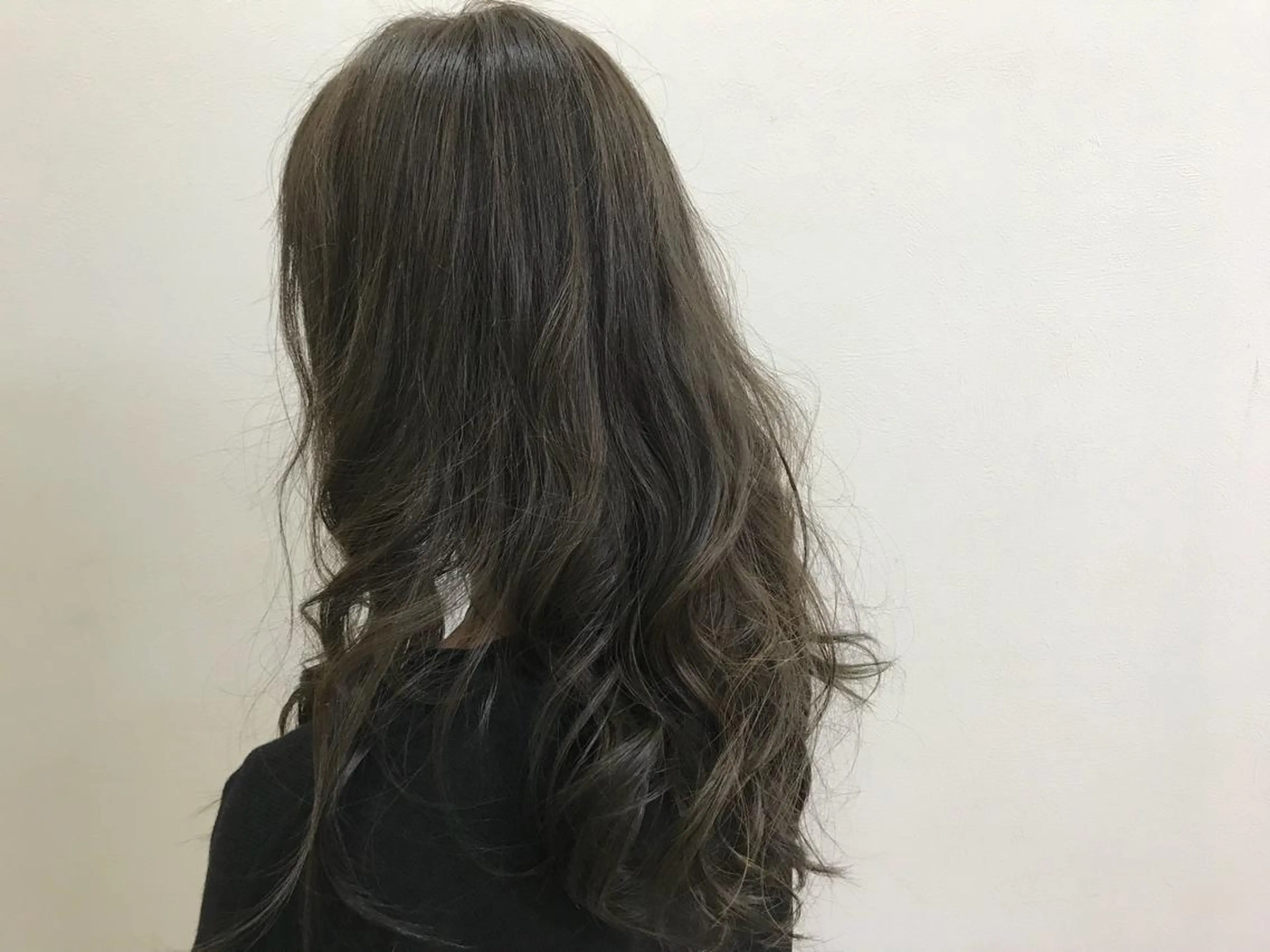 ロング 竹井 寛喜のヘアスタイル