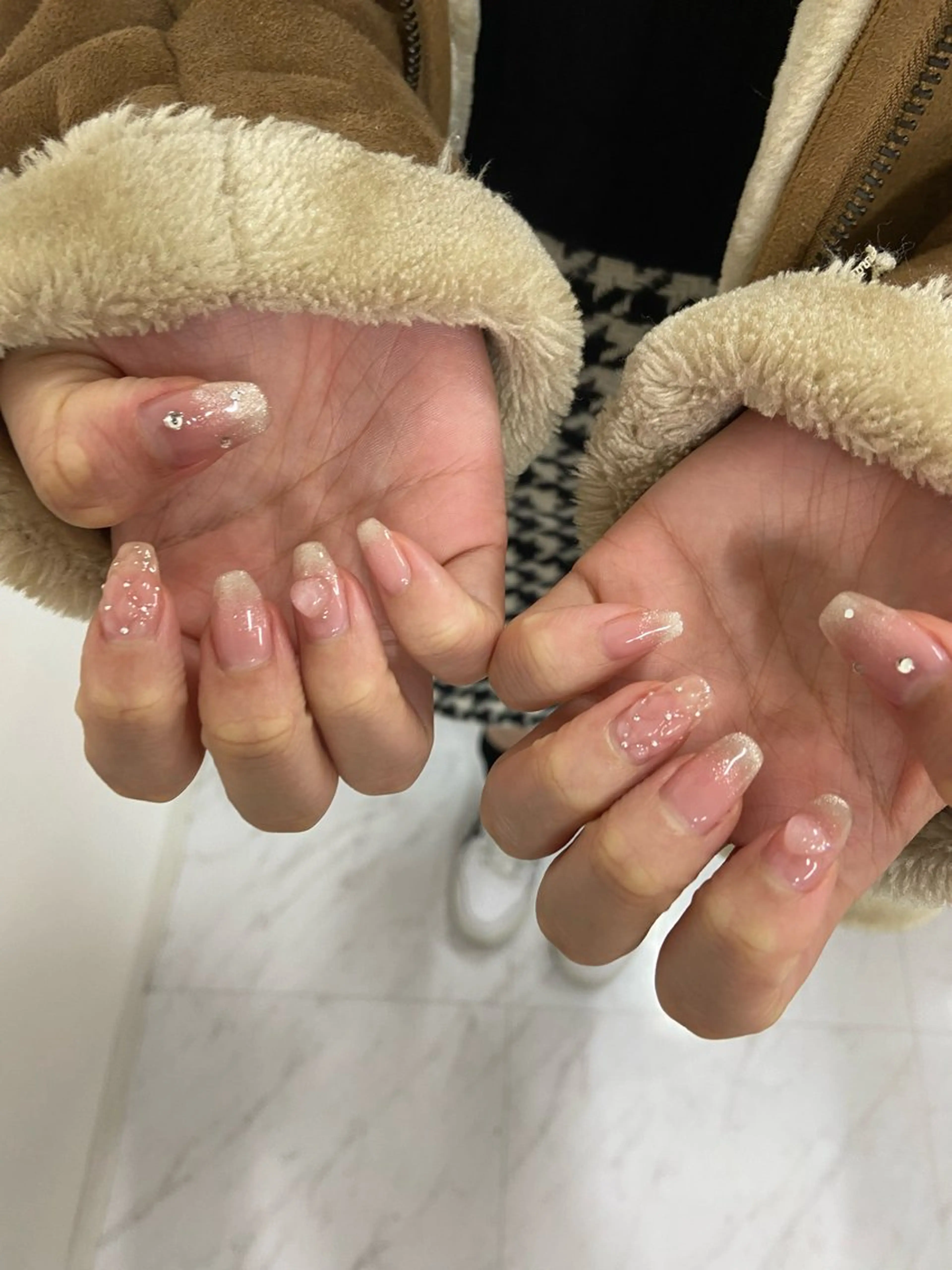 ネイル ハンドネイル HIKARI 4uまつ毛ネイルのネイルデザイン