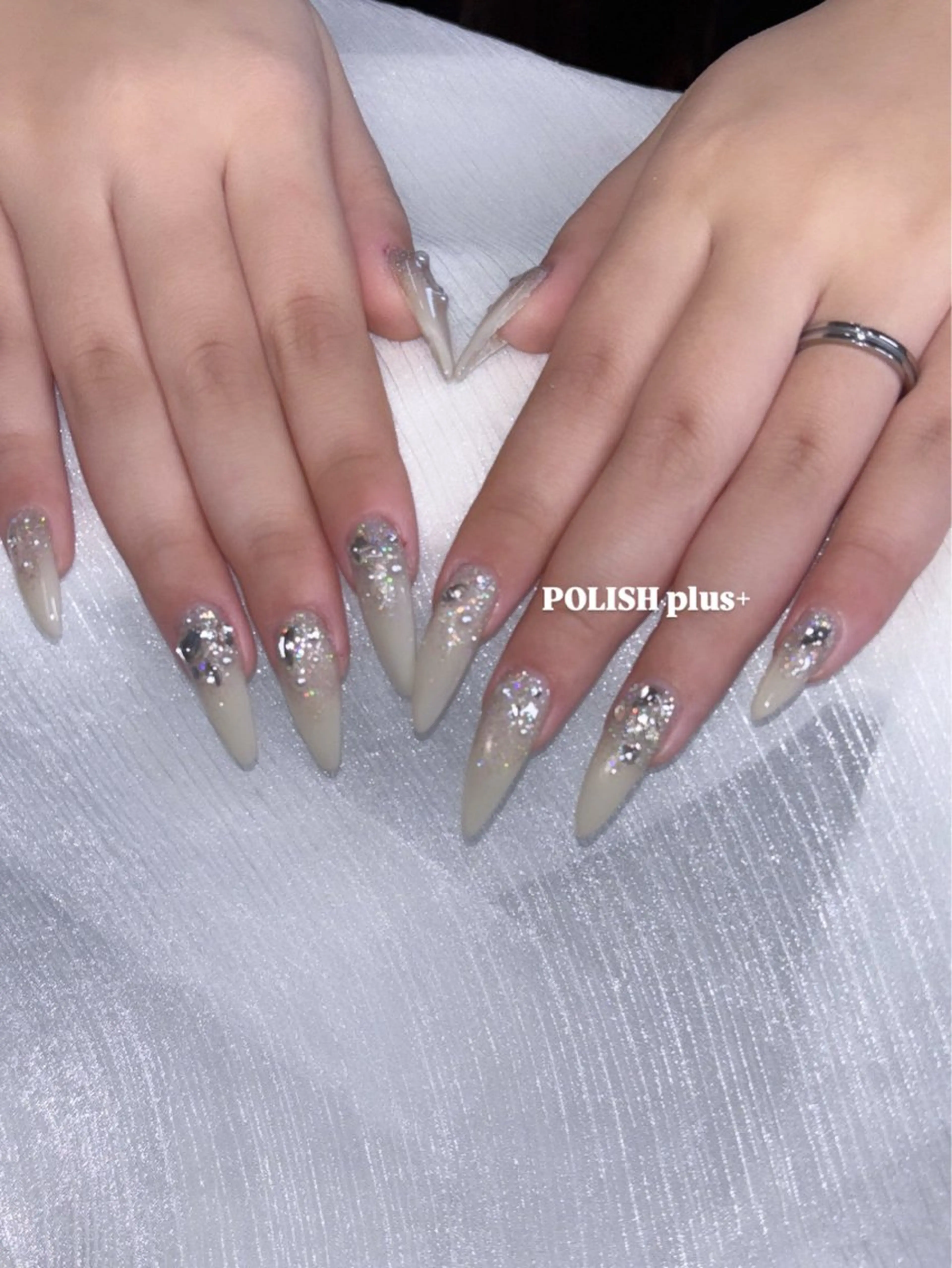 ネイル ハンドネイル フットネイル POLISH サナのネイルデザイン