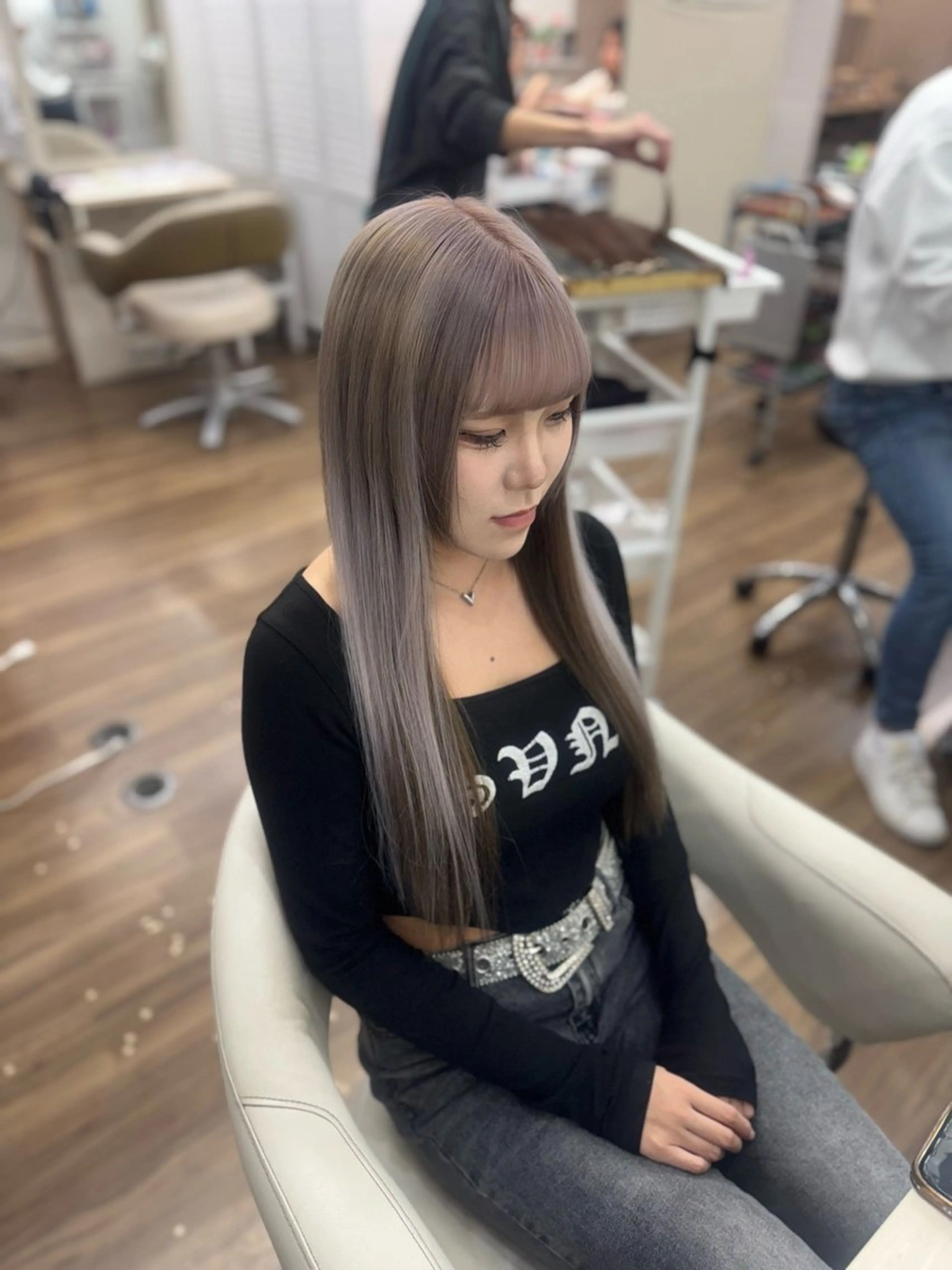 ロング カラー エクステ エクステ GLOSS 心斎橋 山上のヘアスタイル