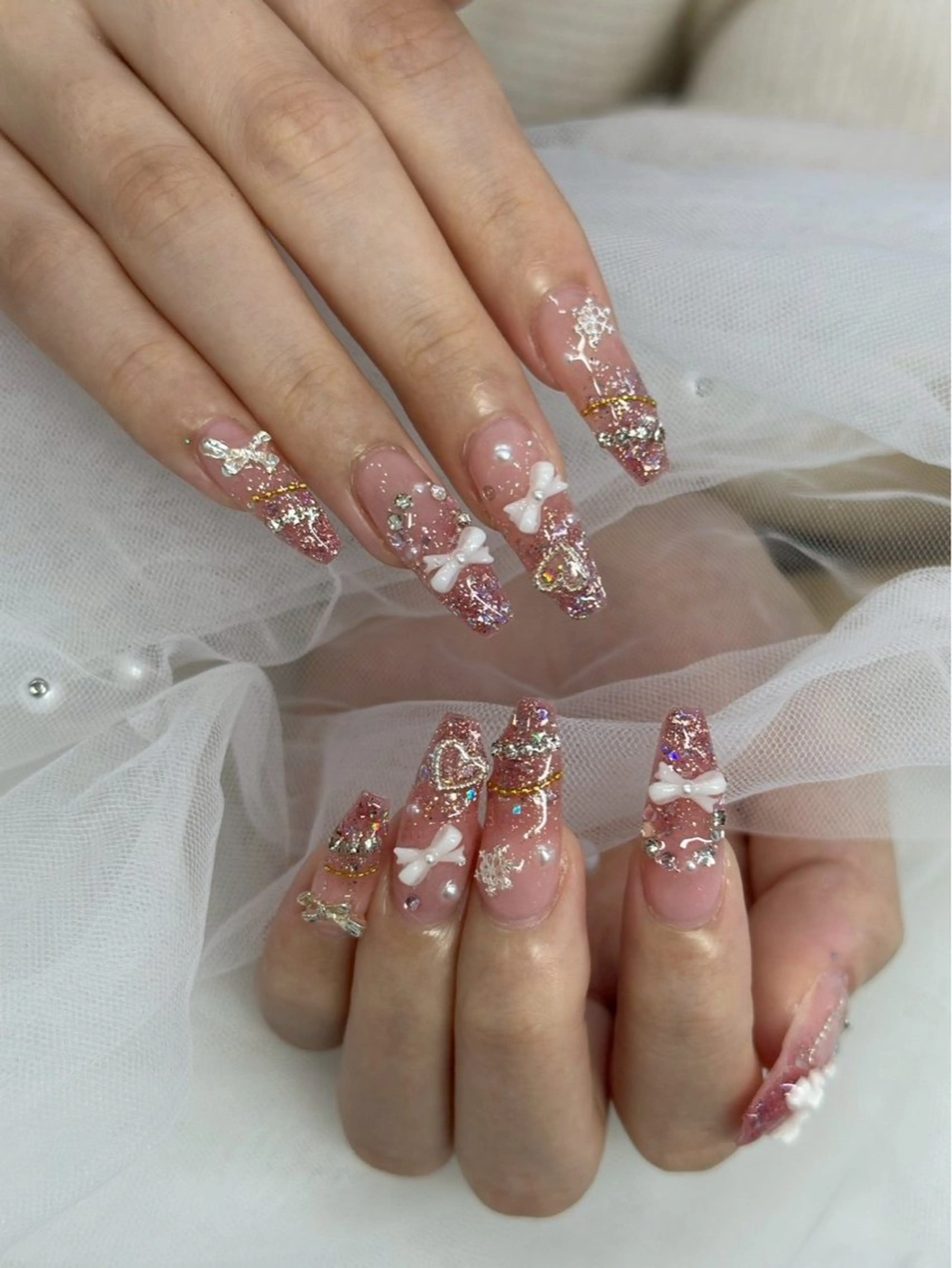 ネイル アートネイル オーロラネイル チークネイル 長さ出し フットネイル ハンドネイル フットネイル ハンドケア Noiranail_ studio川越西口のネイルデザイン