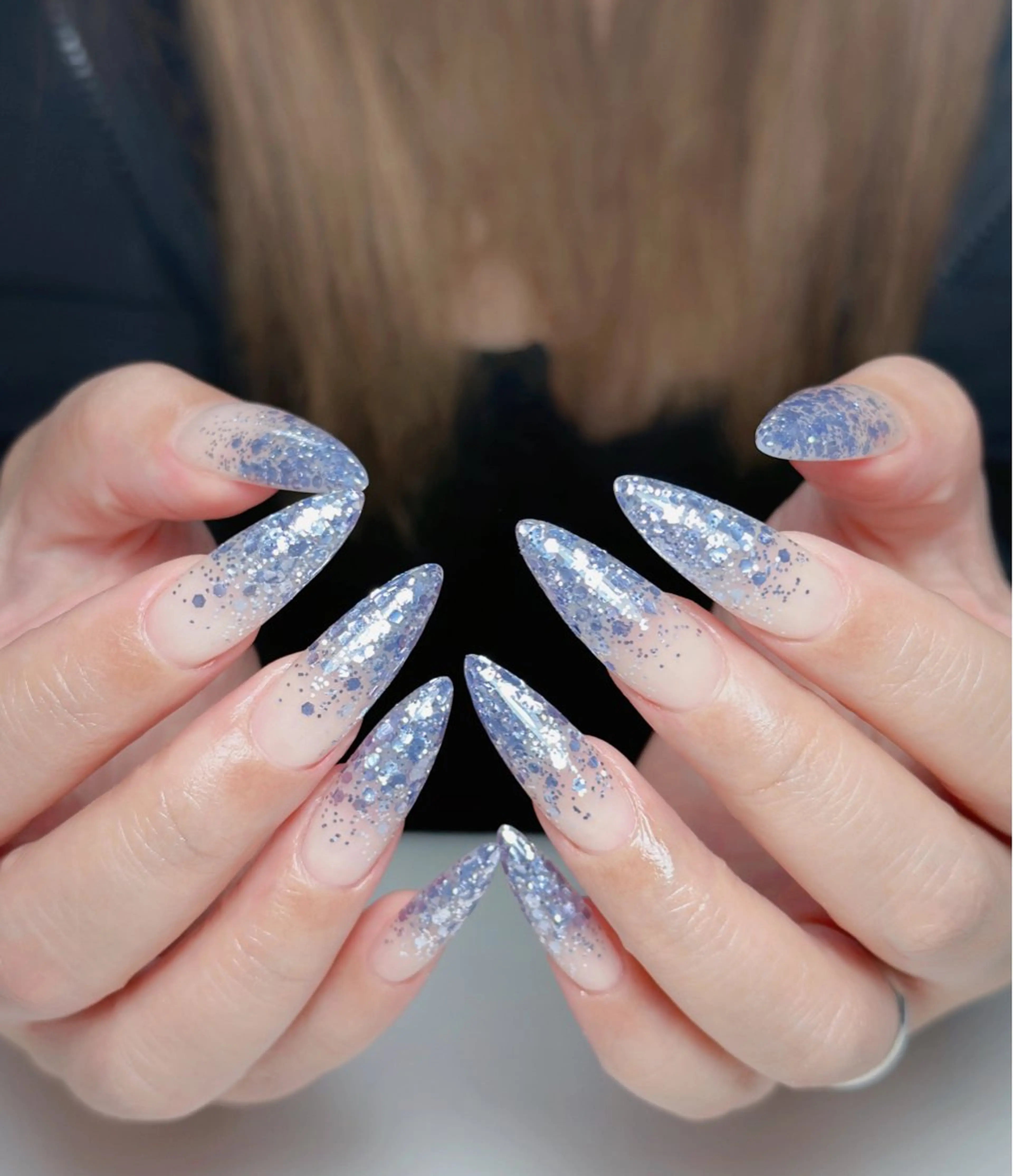 ネイル オーロラネイル 長さ出し フットネイル 韓国ネイル ラメ(グリッター) ハンドネイル 👍thumbs up nail👍のネイルデザイン