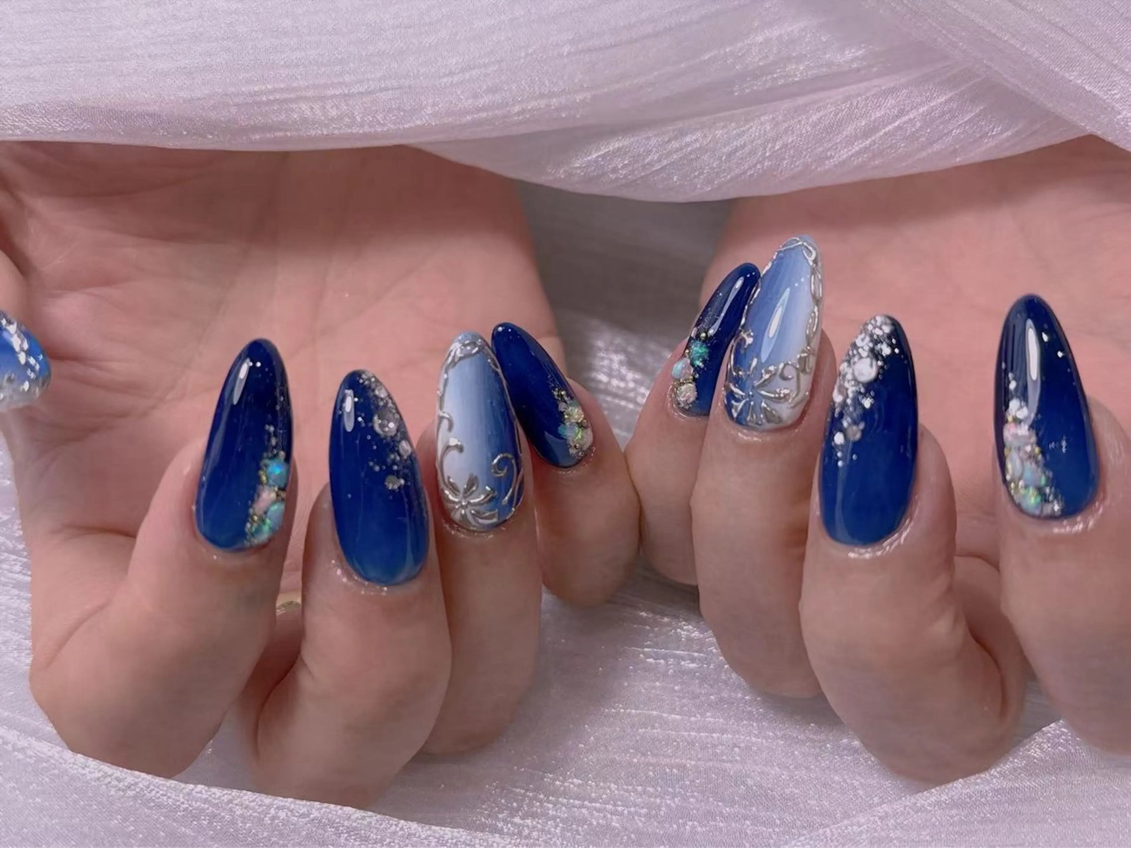 ネイル M2ネイルサロン【長さ出し&フィルイン導入店】所属・長さ出し専門店 RIRIのネイルデザイン