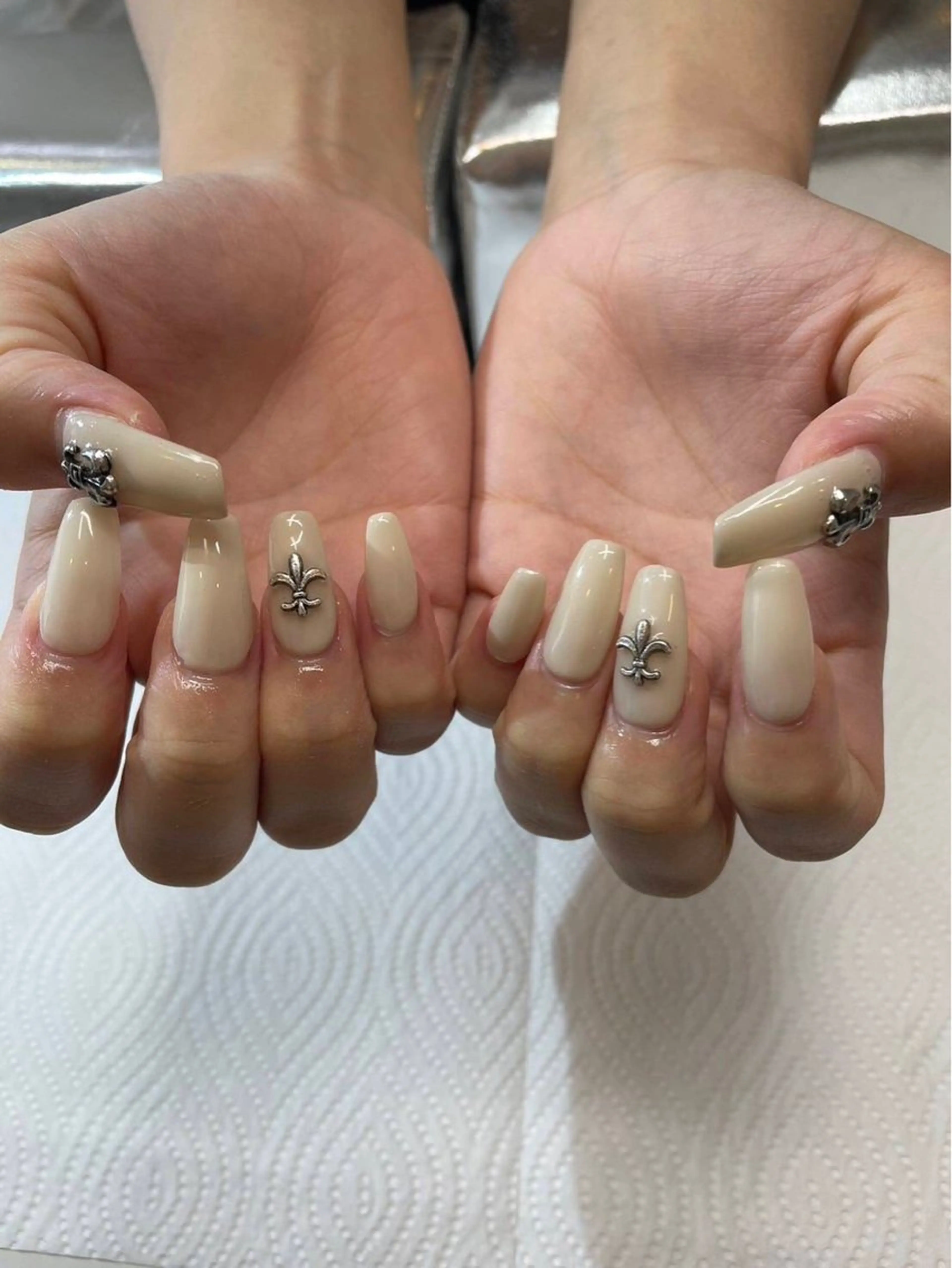 ネイル 長さ出し ワンカラーネイル ハンドネイル ハンドケア Epokku ネイルサロンのネイルデザイン