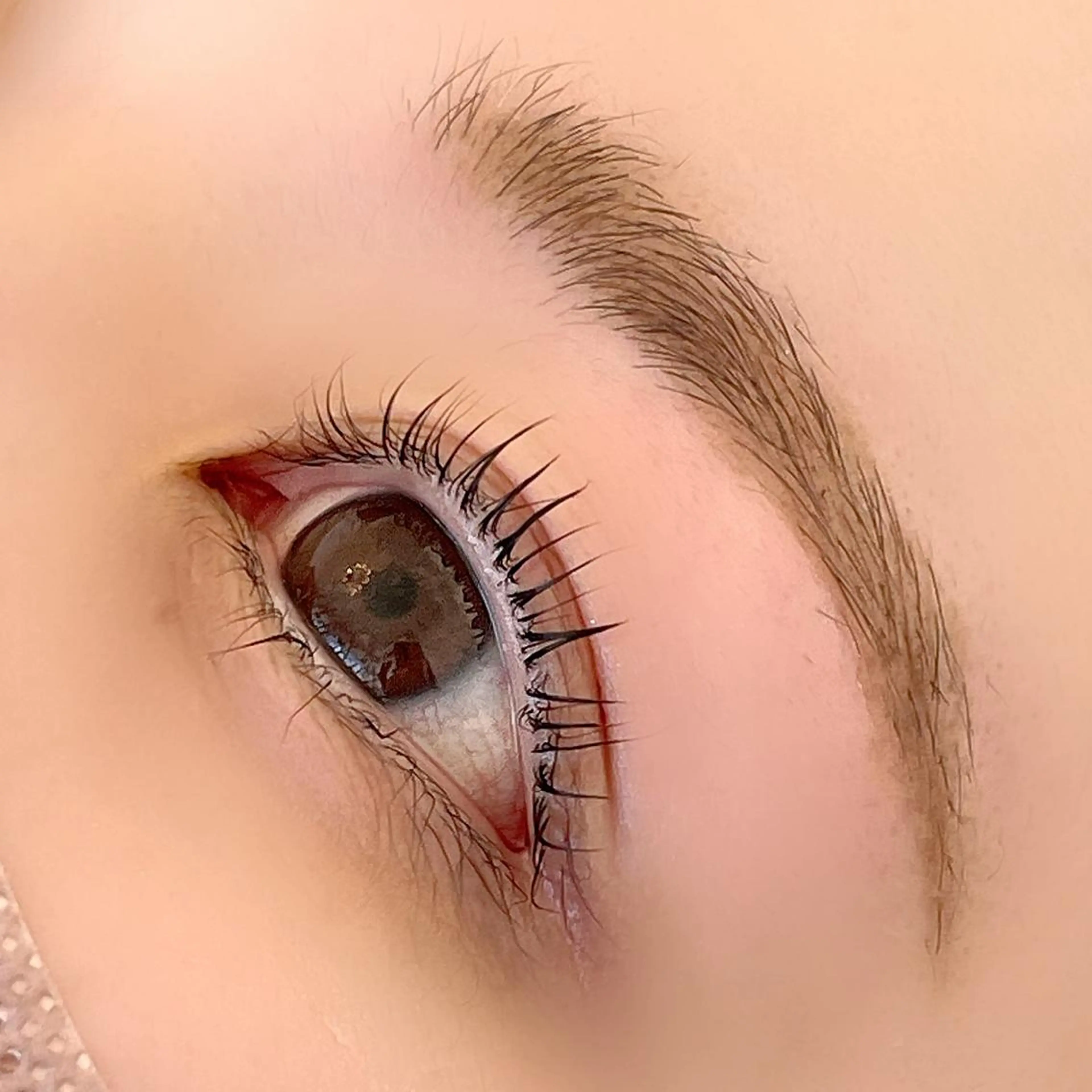 マツエク・マツパ アイブロウ 眉毛ワックス脱毛 まつげパーマ KIRAN 山﨑のエステ・リラクイメージ