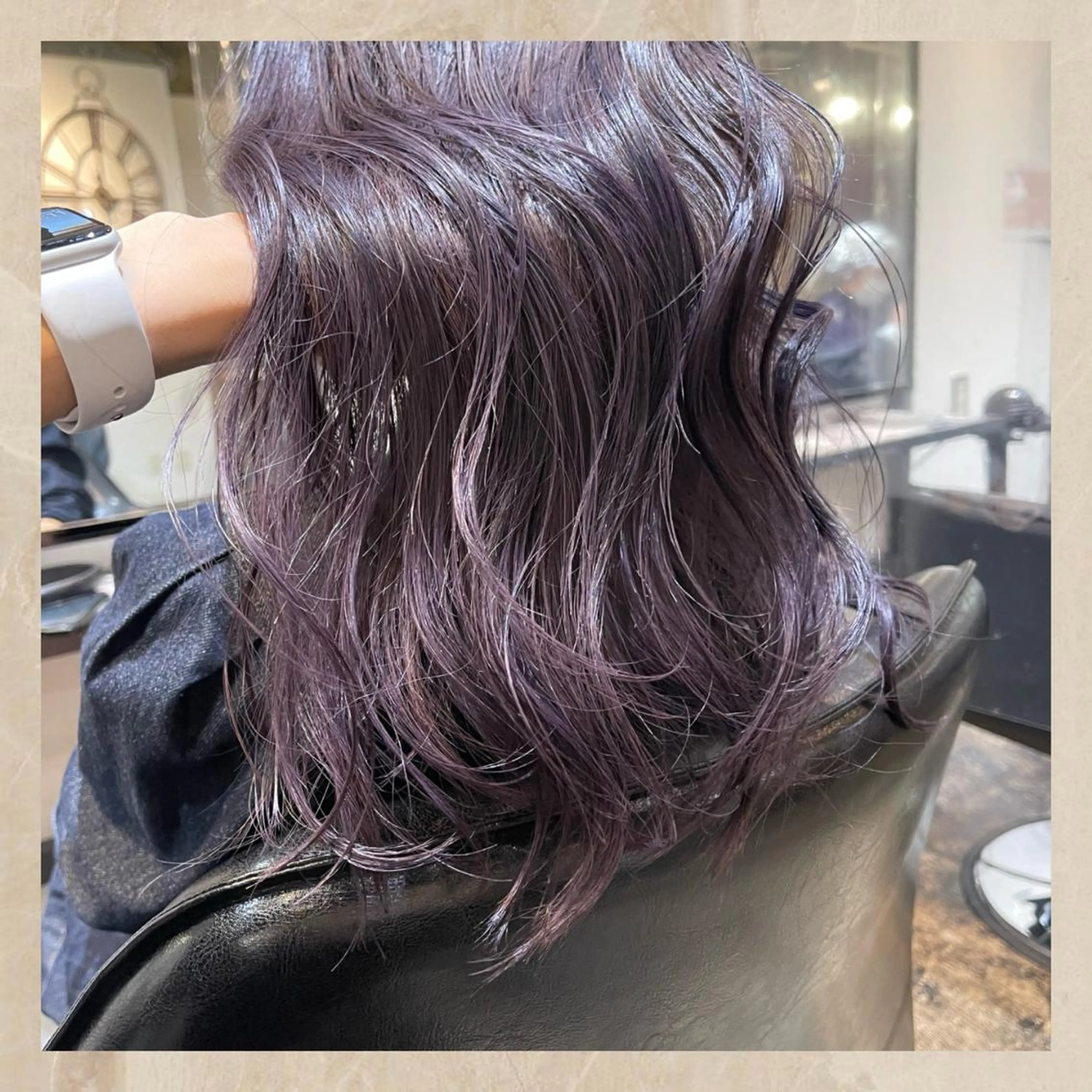 ロング ピンクラベンダー ワンホンヘア ケラチン/Kaitoのヘアスタイル