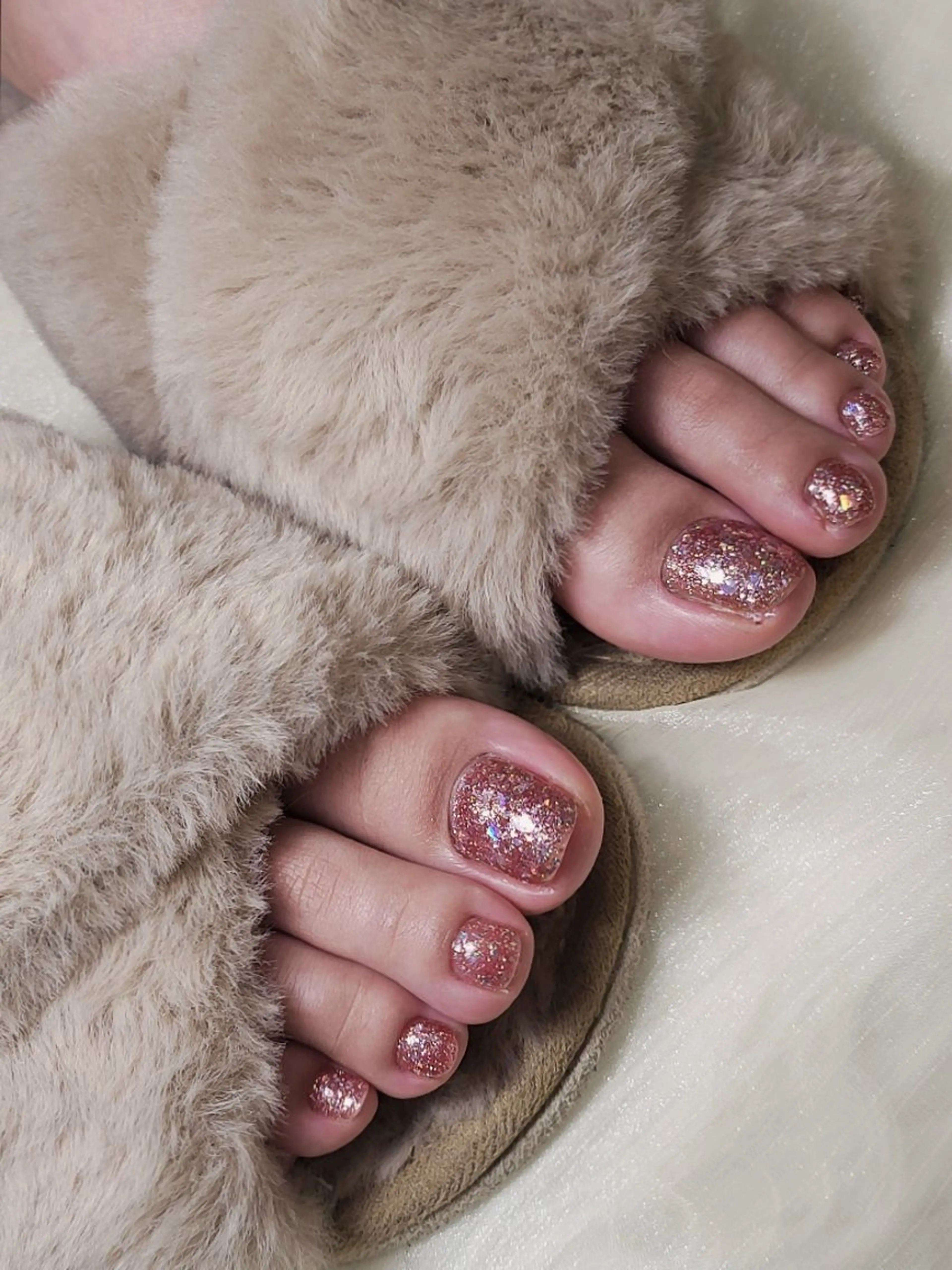 (フット)【オフあり】ちゅうるんワンカラーorラメネイルの写真