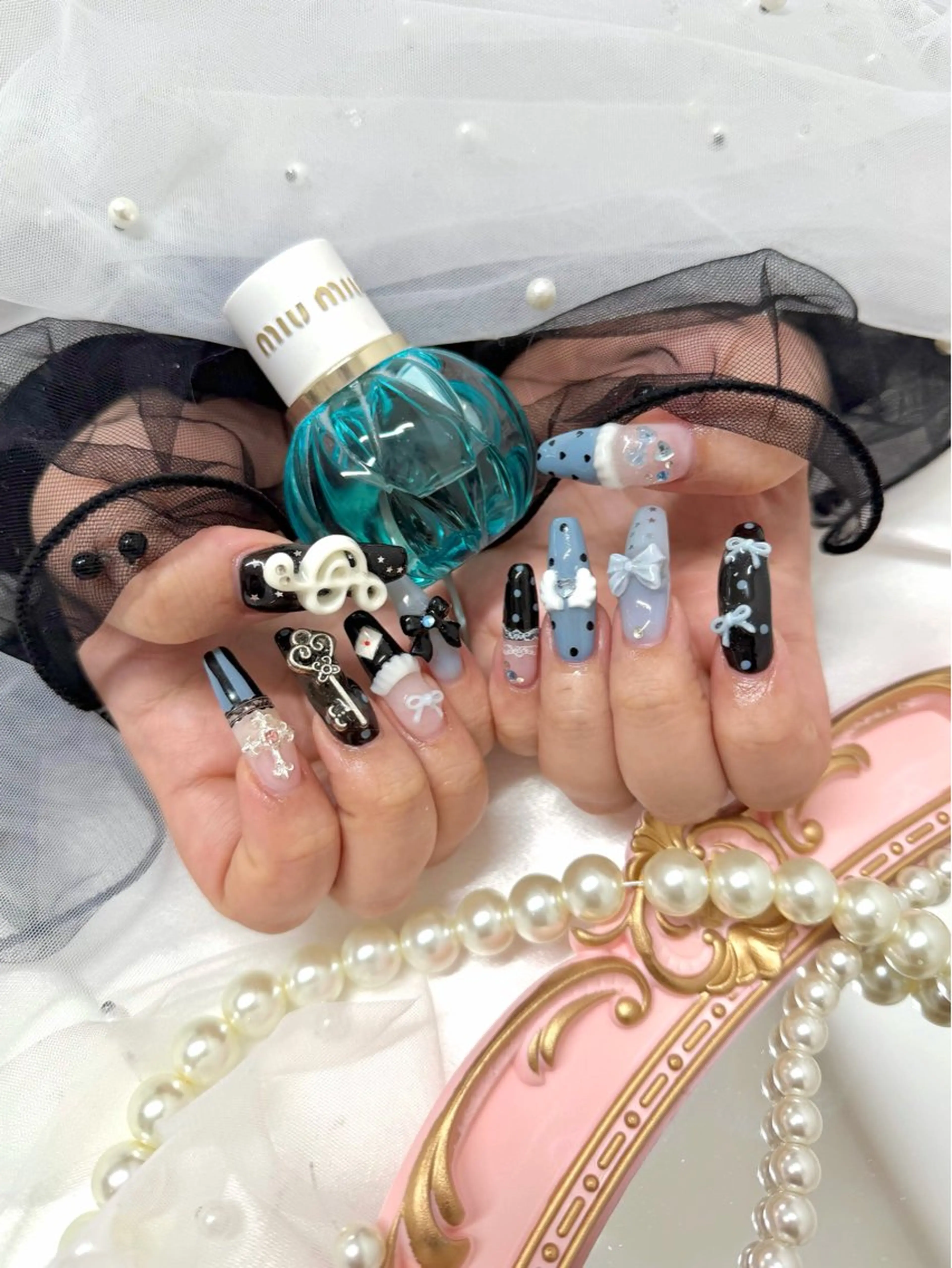 ネイル Sii nail 🤍SAKIのネイルデザイン