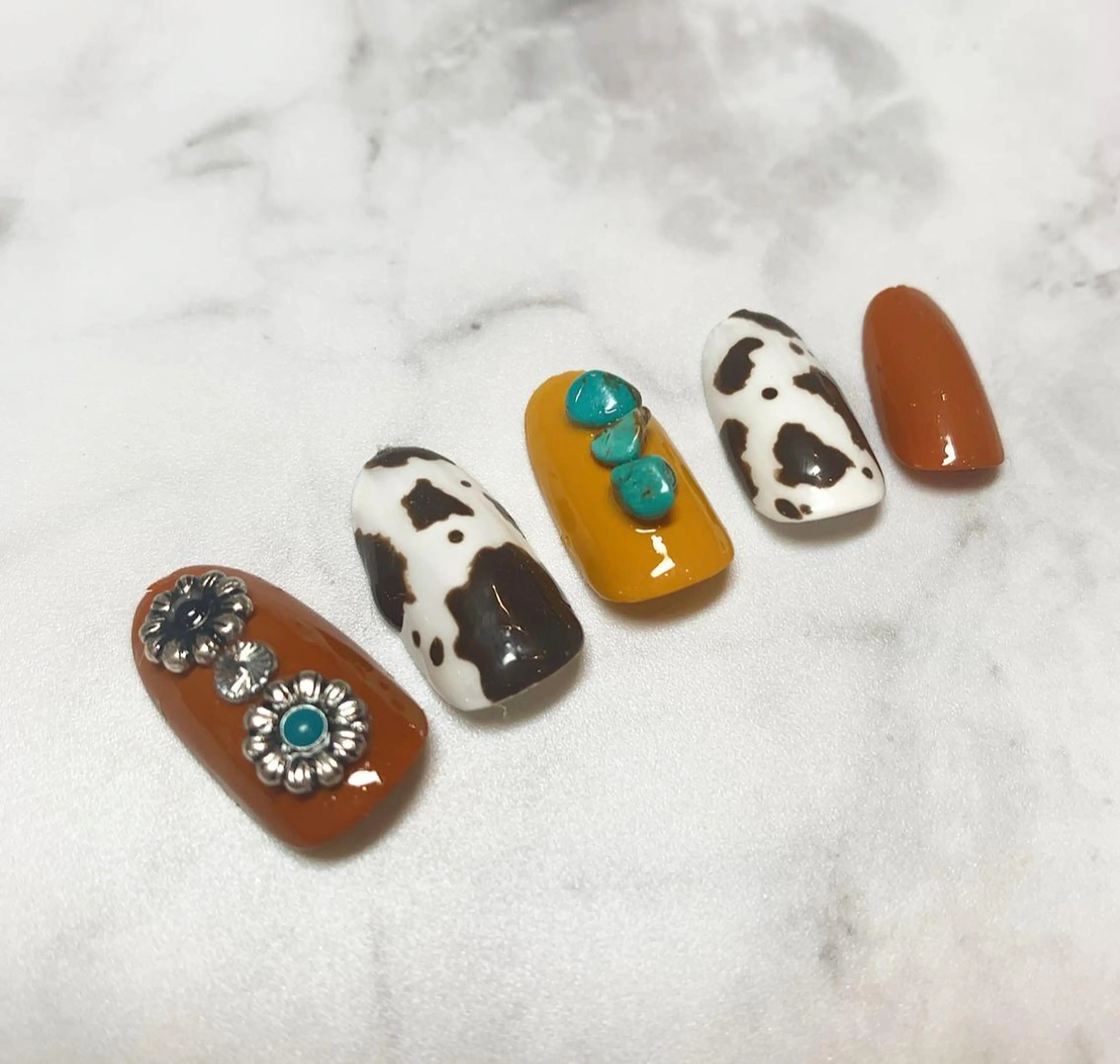 ネイル 駒月 明日香のネイルデザイン