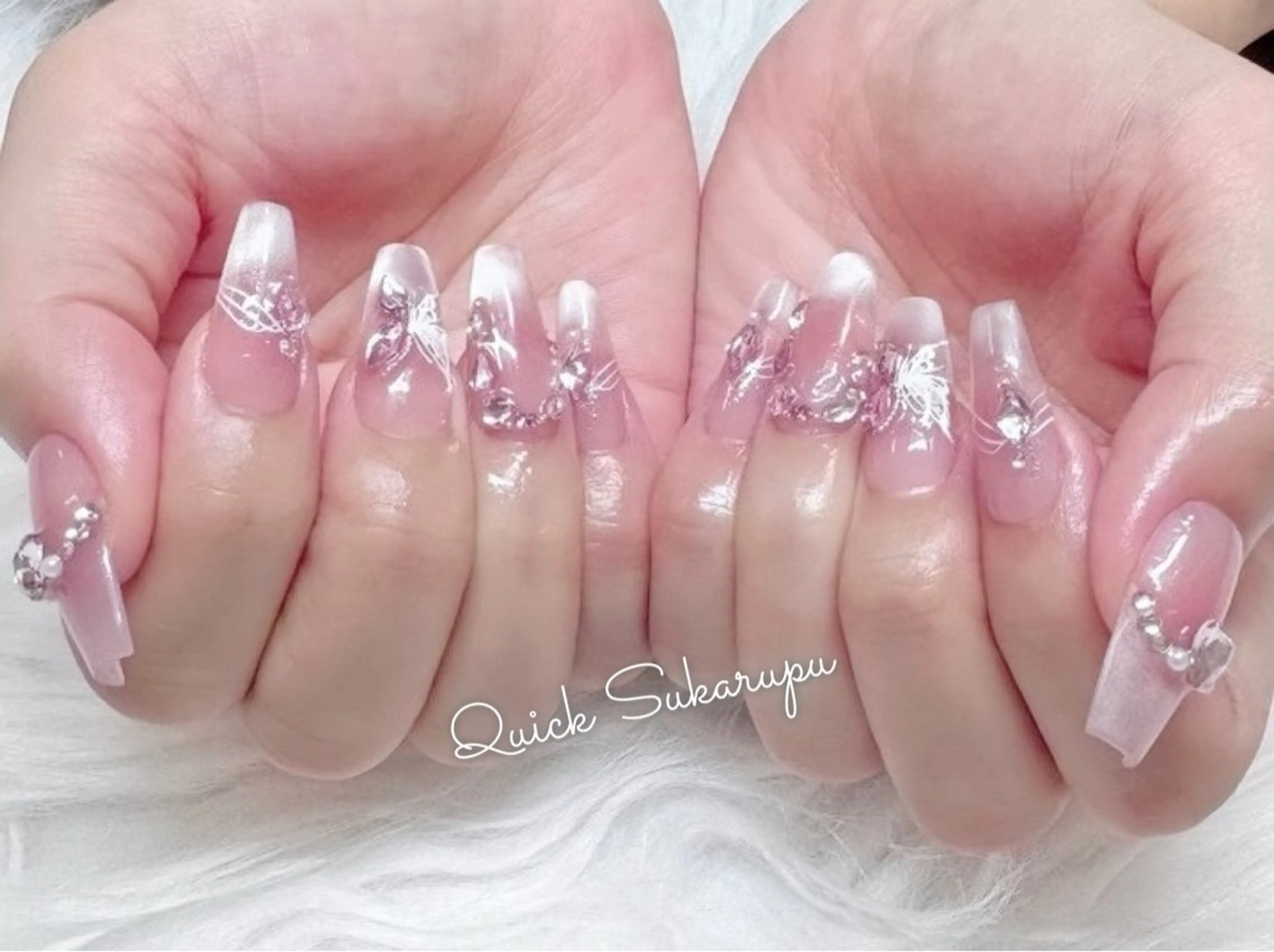 ネイル ハンドネイル ハンドケア Quick Sukarupu新宿のネイルデザイン