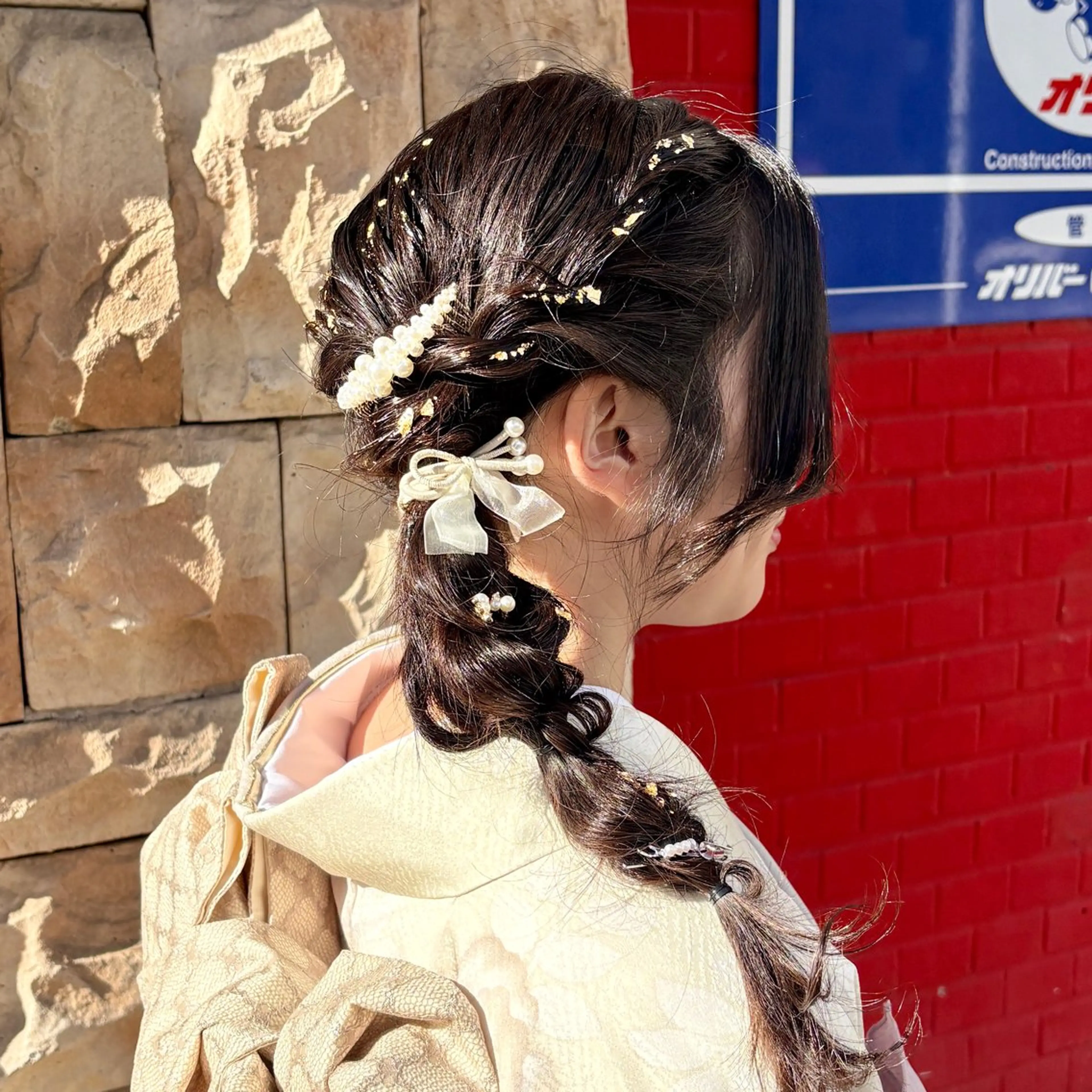 セミロング ヘアアレンジ 成人式 ブリーチ/ヘアセット 【𝙍𝙞𝙣𝙤】のヘアスタイル