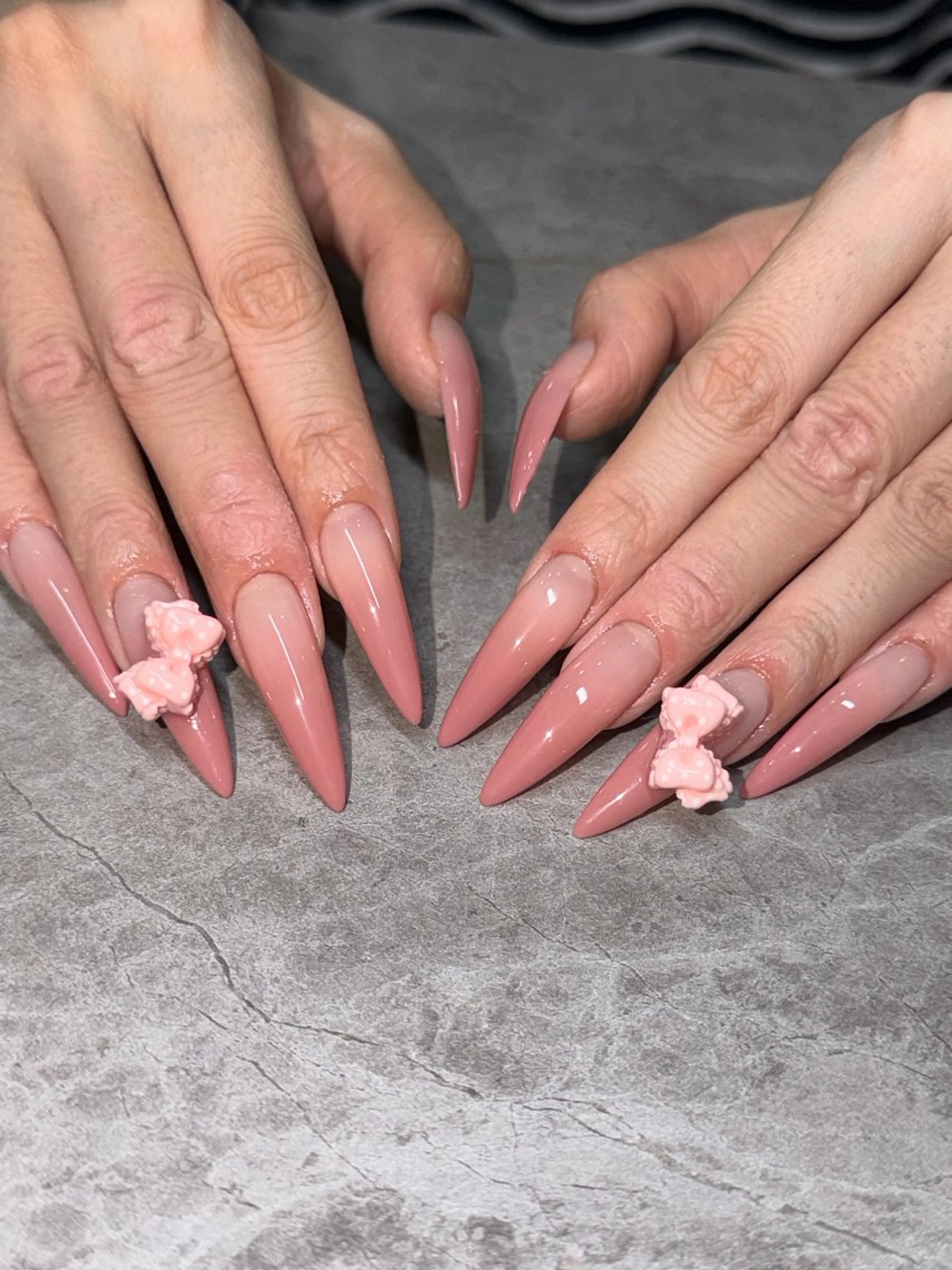 ネイル ピンク ハンドネイル IROHA NAIL Kurumi🪽🫧のネイルデザイン