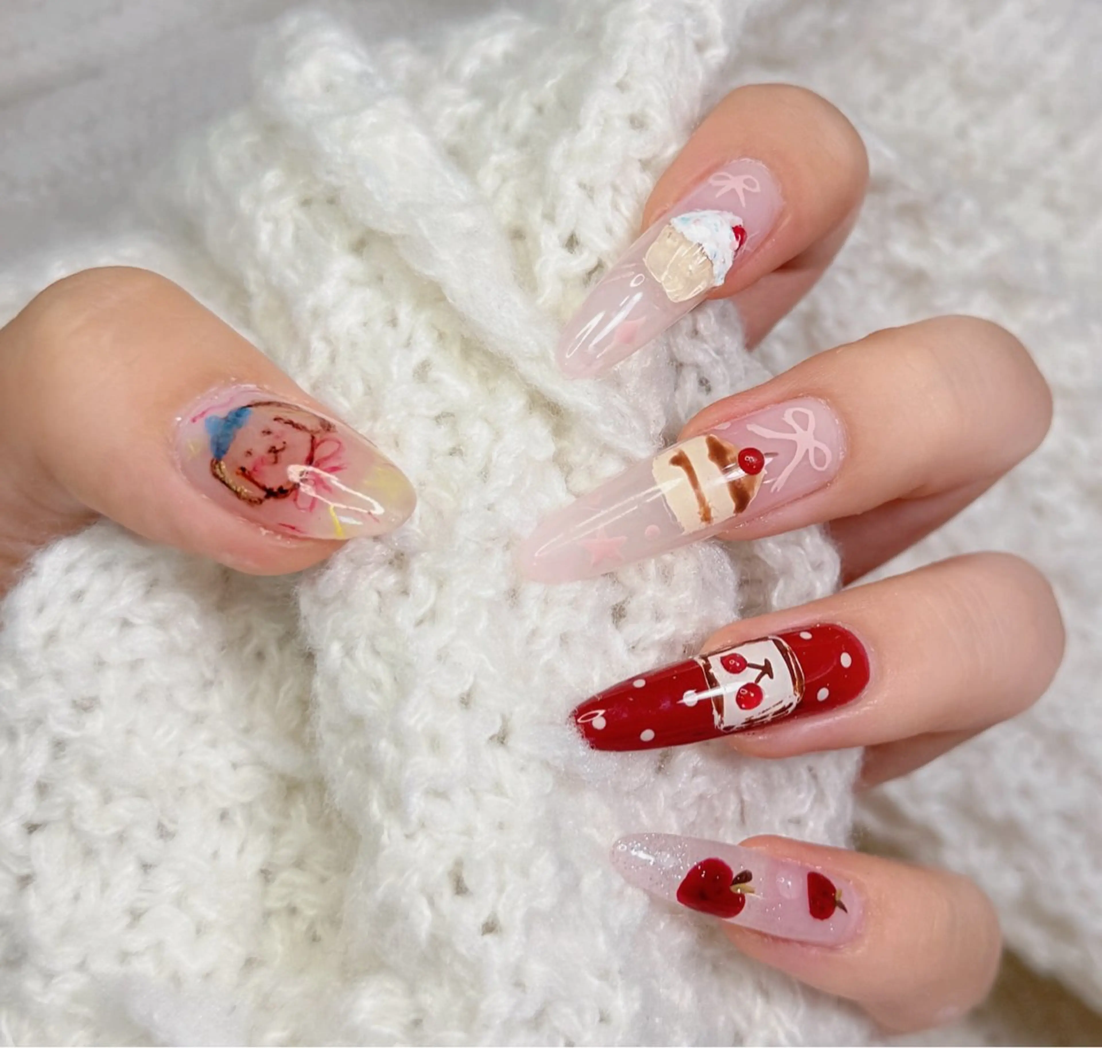 ネイル アートネイル オーロラネイル チークネイル フレンチネイル ガラスフレンチ ハンドネイル 🎀🎀YooLi Nail Salonのネイルデザイン