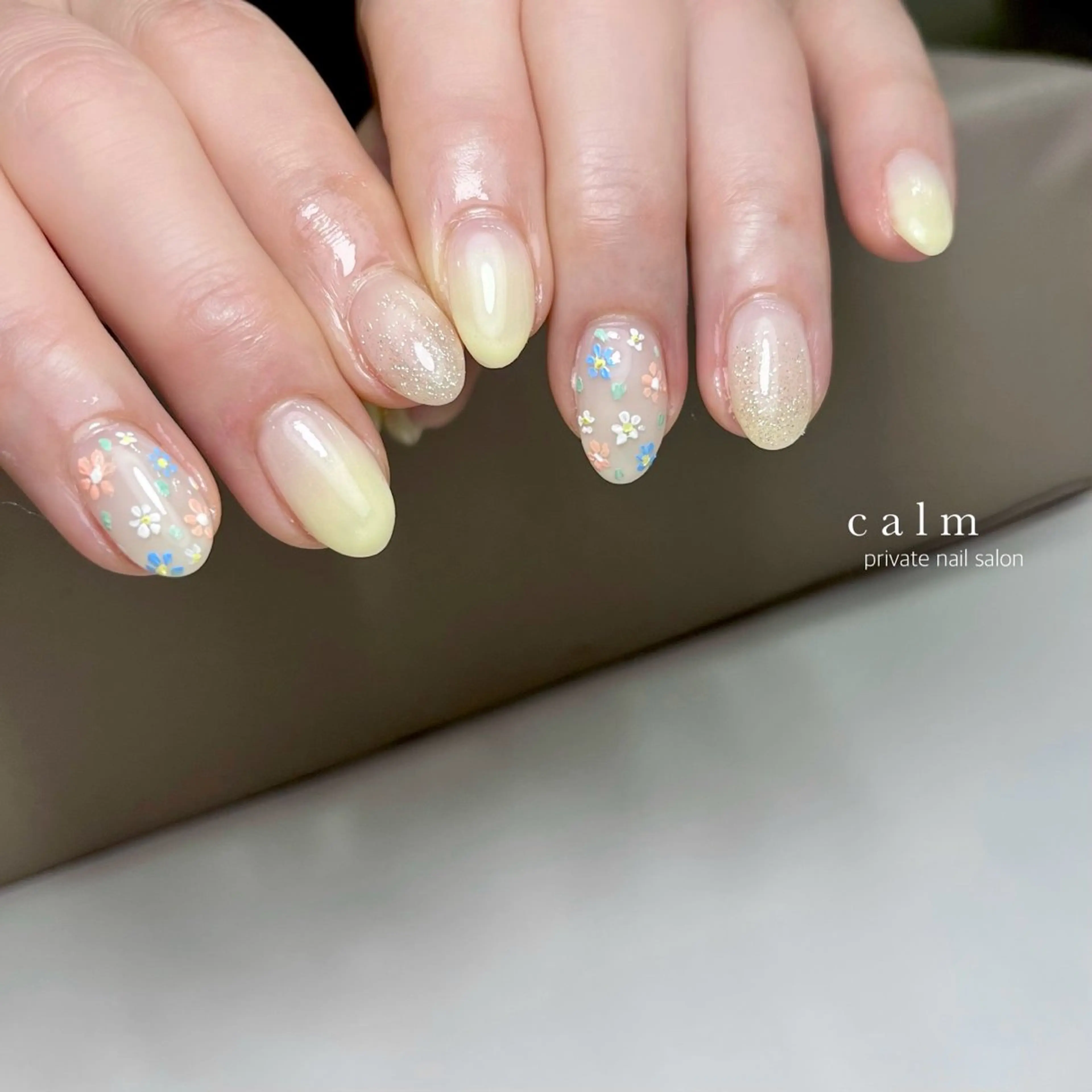 ネイル アートネイル ハンドネイル calm 〔ｶｰﾑ〕のネイルデザイン