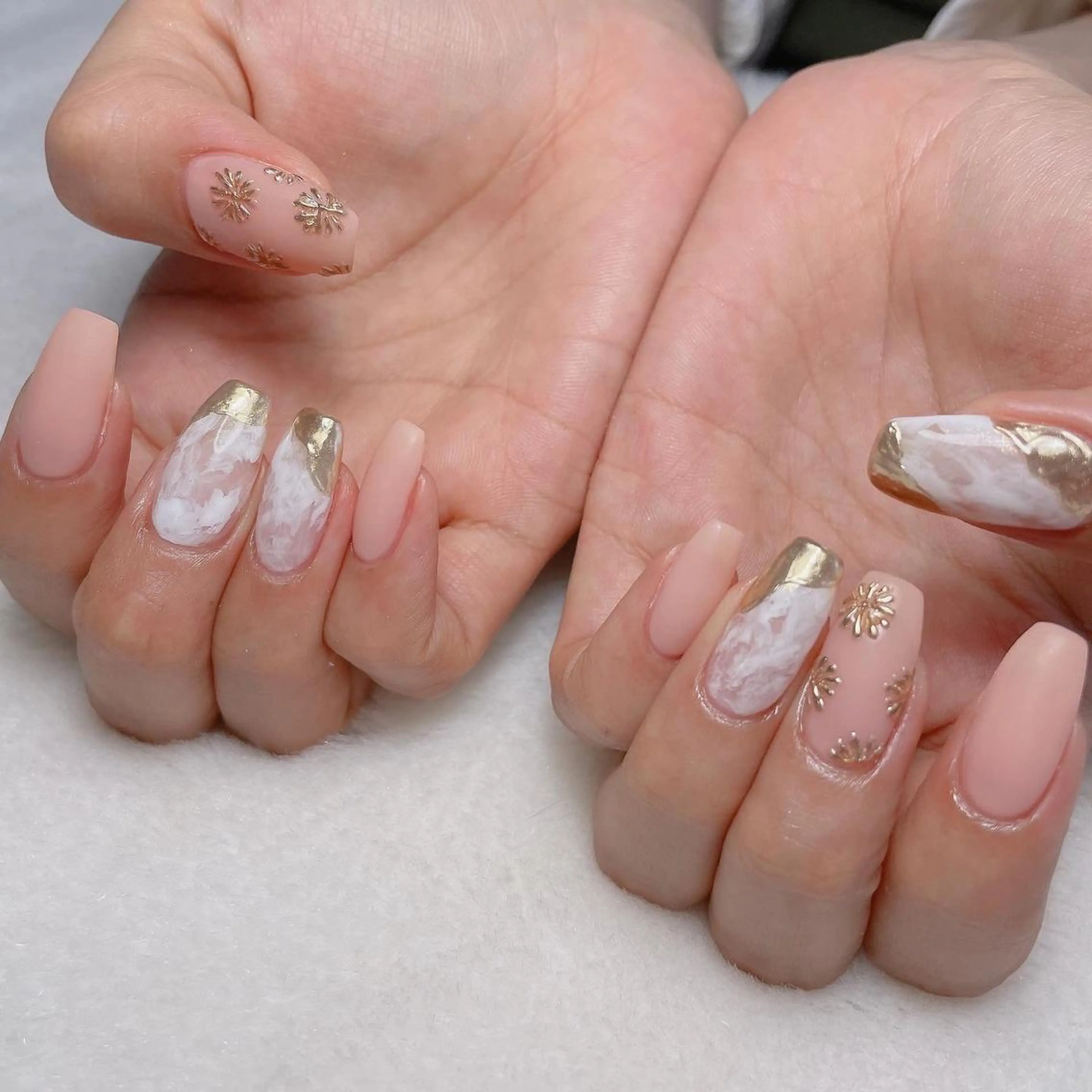 ネイル フラワーネイル ミラーネイル ハンドネイル kipinail 川﨑えりかのネイルデザイン