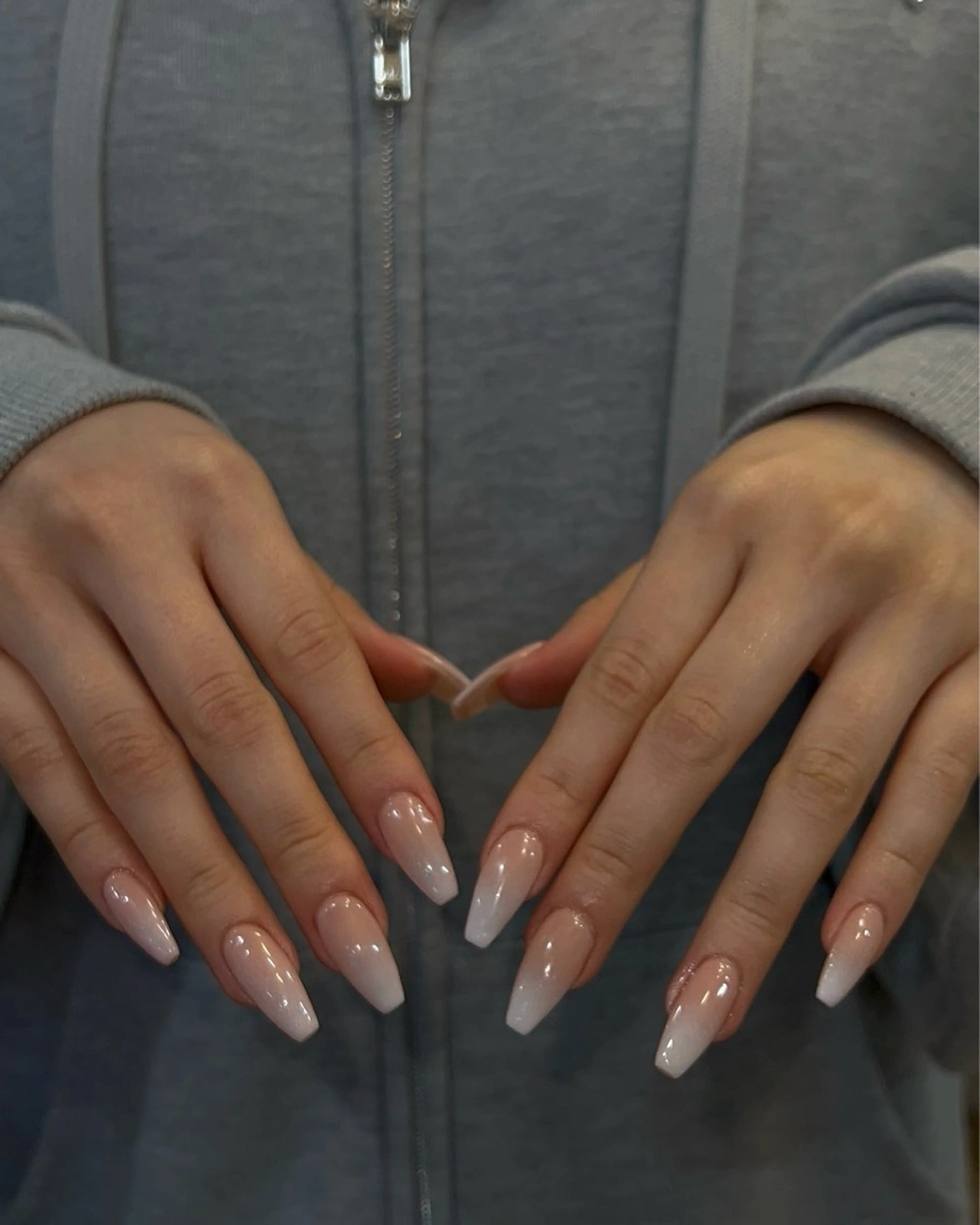 ネイル ハンドネイル フットネイル ハンドケア Nes.Nail所属・Miyagi Asamiのネイルデザイン