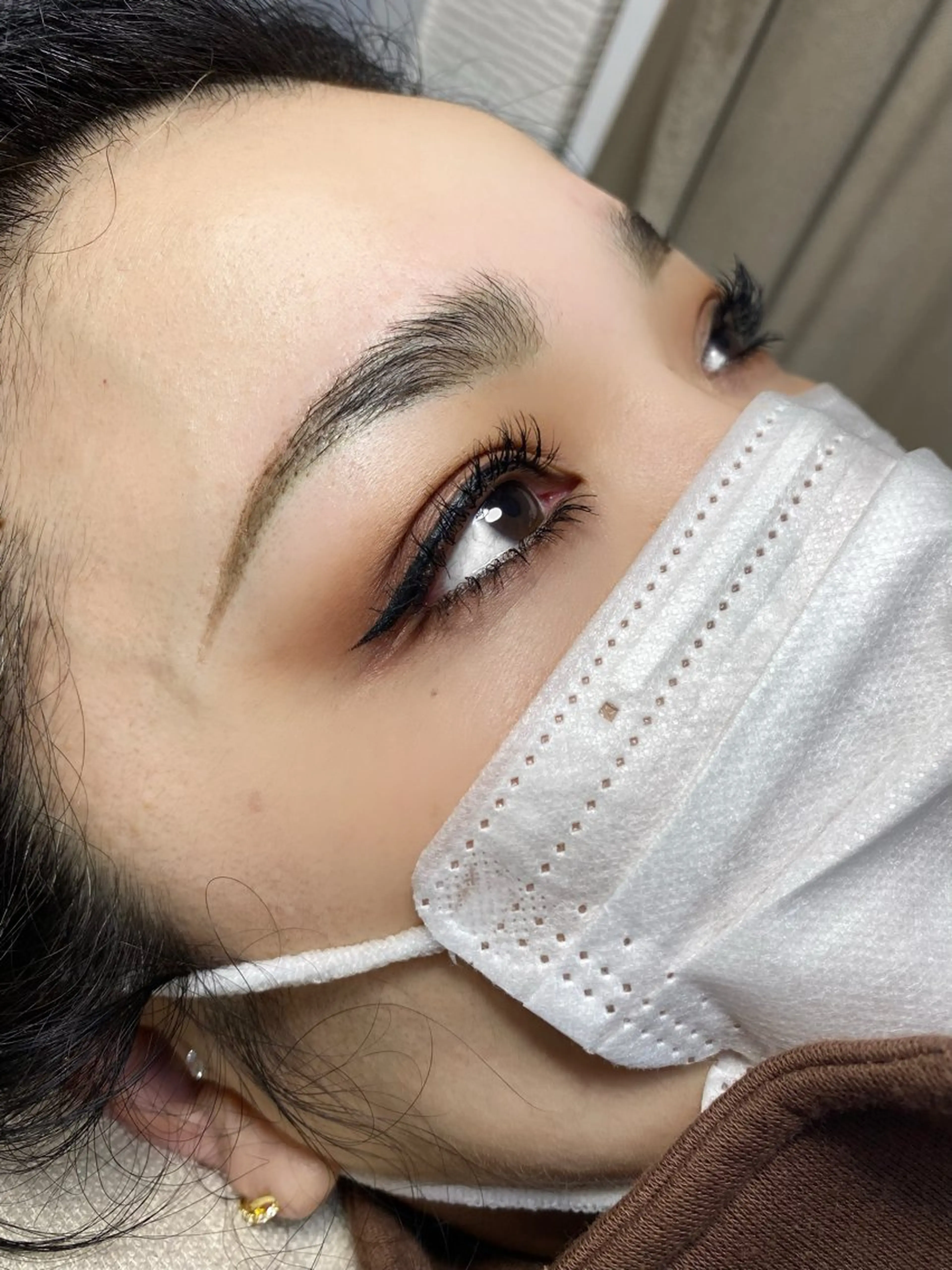 アイブロウ ハリウッドブロウリフト Mekukuru ミィククルの眉毛・アイブロウイメージ