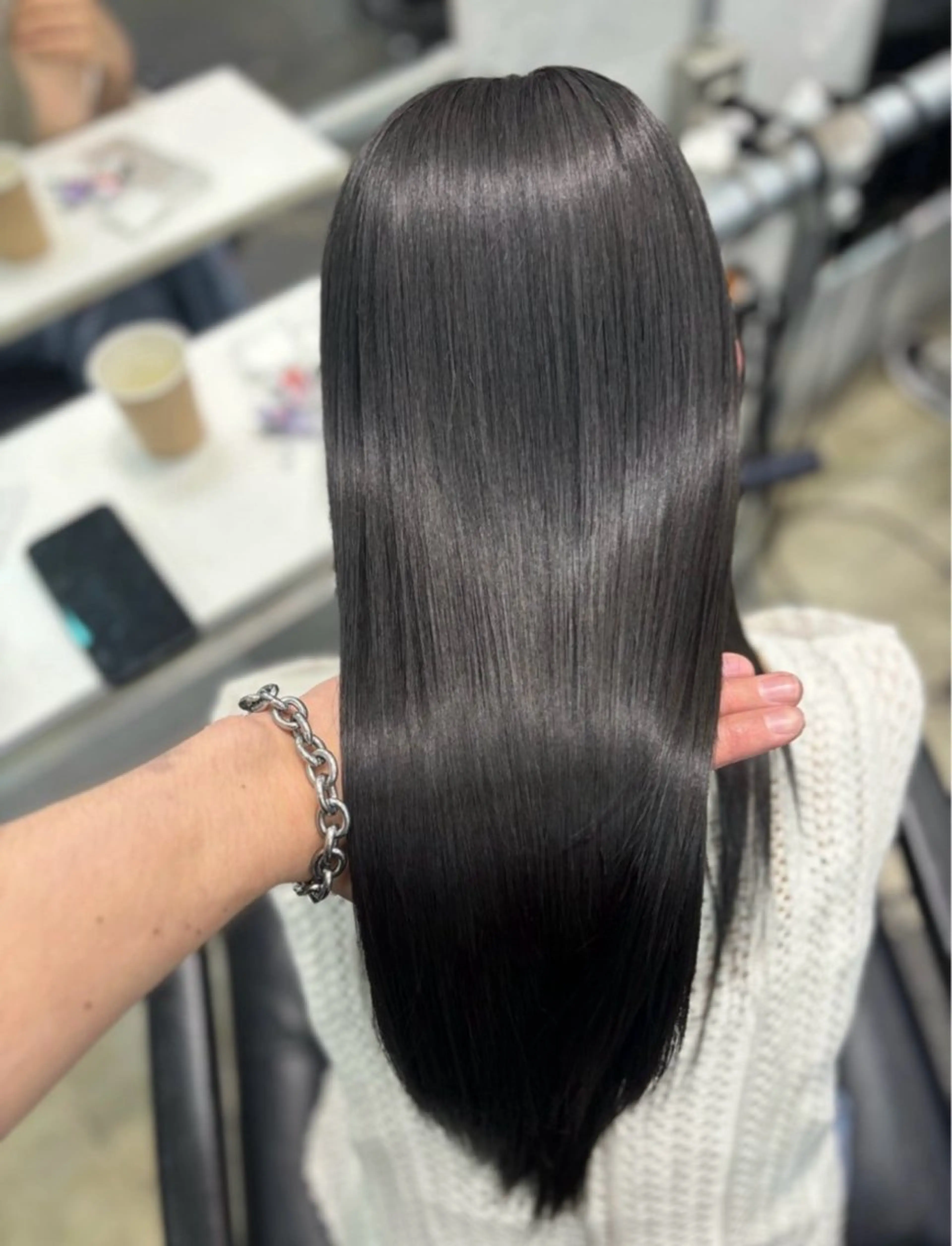 ロング 髪質改善 トリートメント とろける艶髪レイヤー カット髪質改善しゅんのヘアスタイル