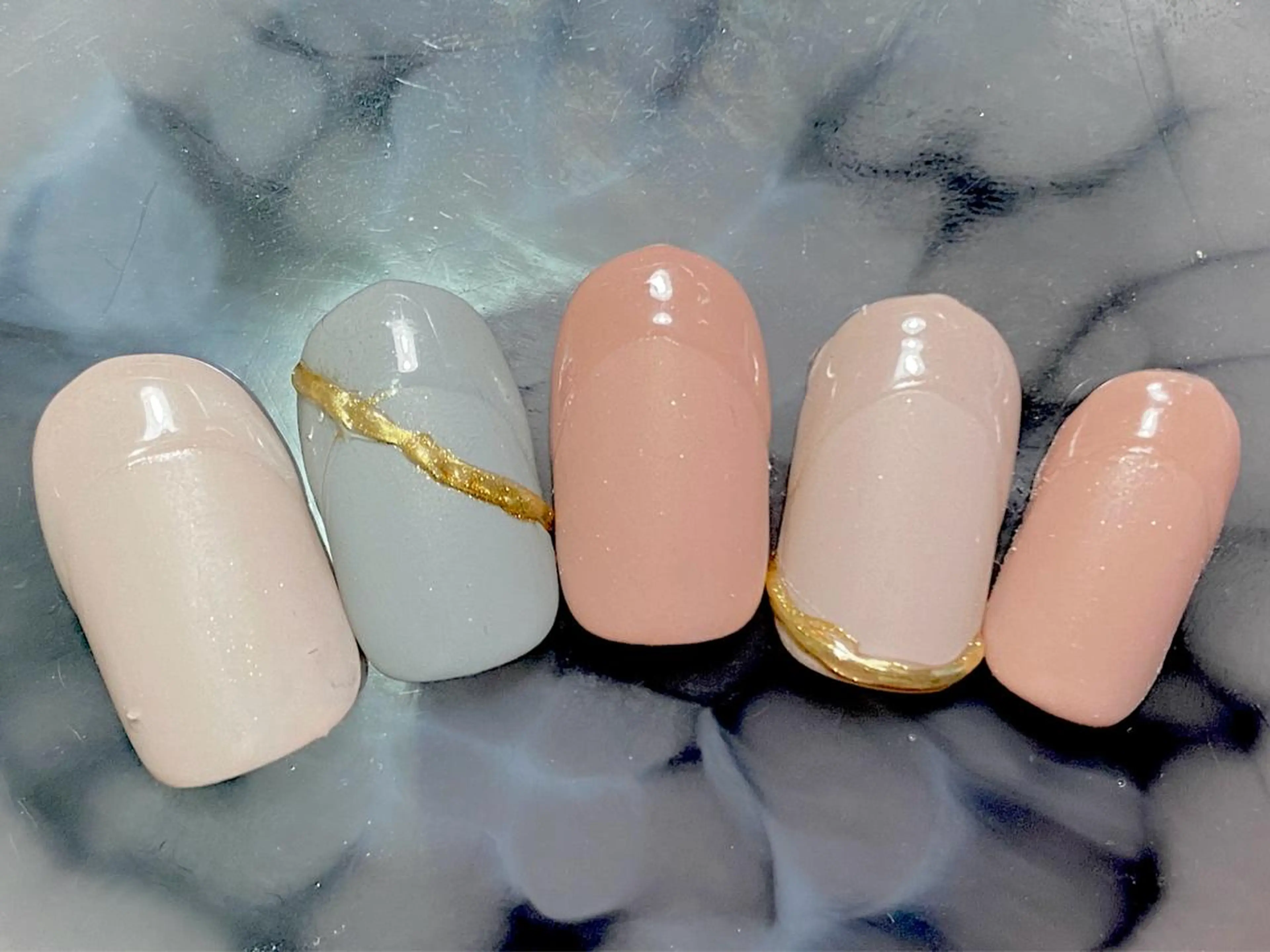 ネイル フレンチネイル マットネイル ミラーネイル ハンドネイル リラネイル所属・福田 美代子のネイルデザイン