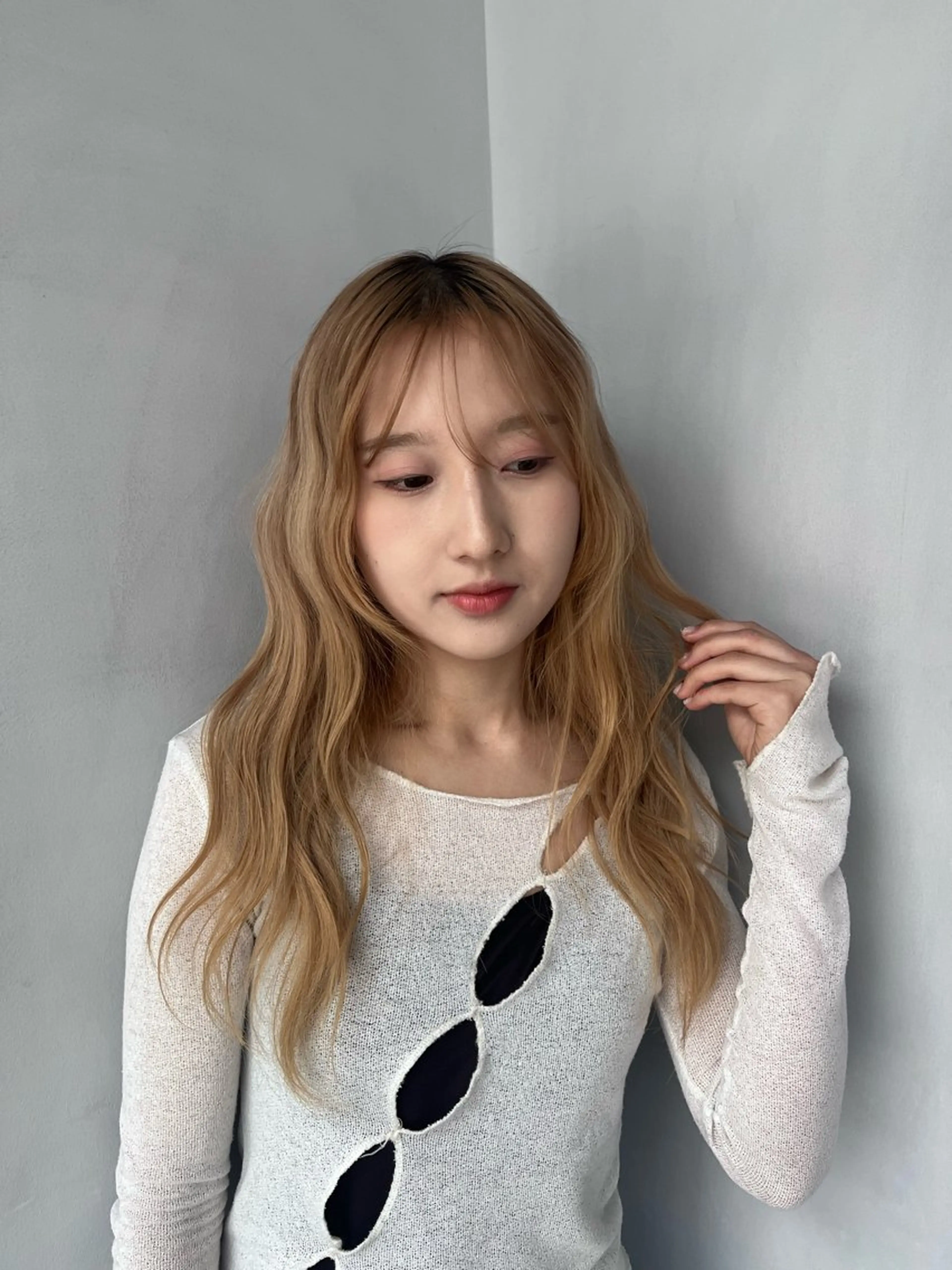 ロング カラー パーマ ベージュカラー -さたけ たつき-のヘアスタイル