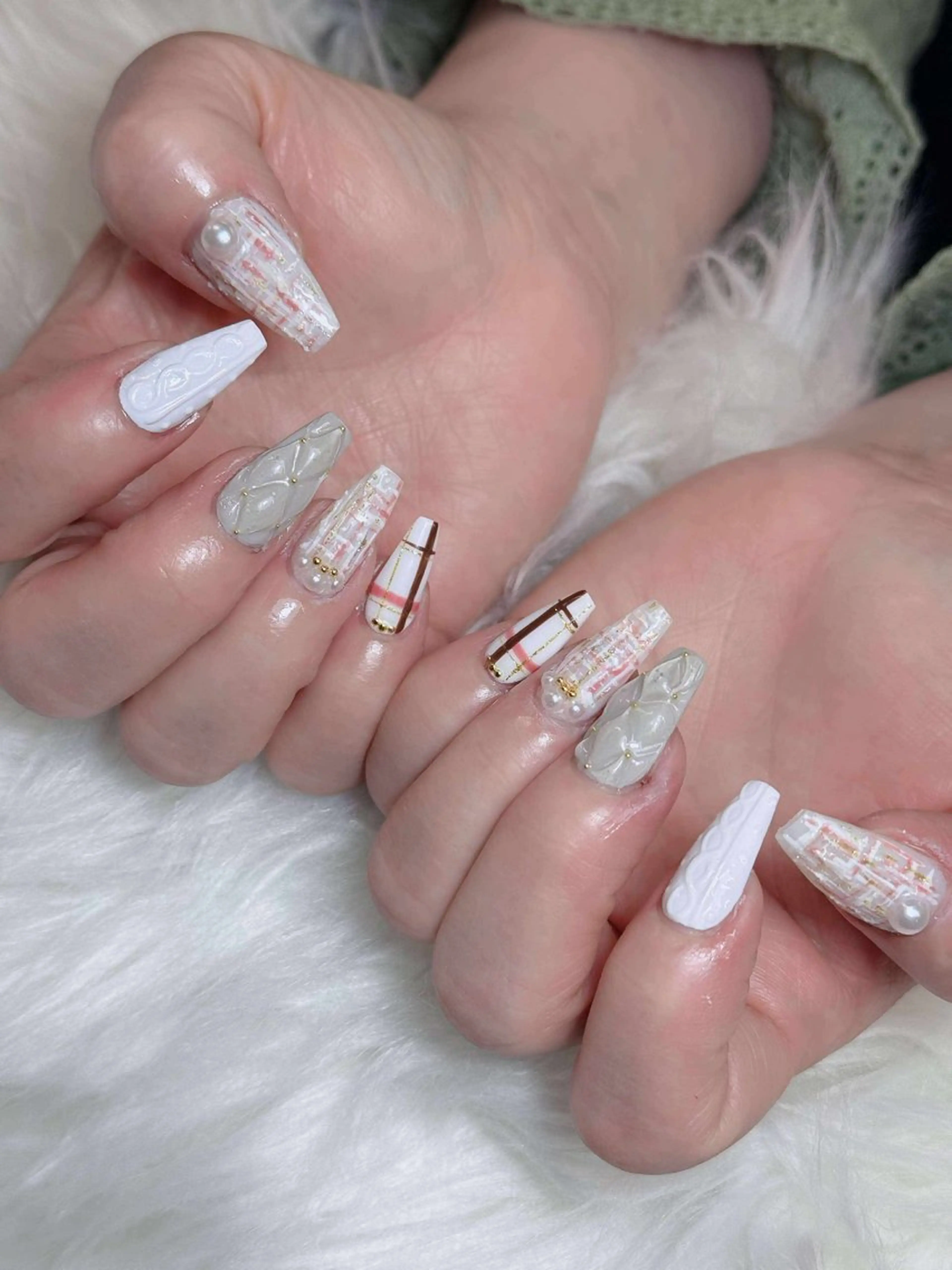 ネイル オーロラネイル チークネイル フットネイル フレンチネイル 韓国ネイル ハンドネイル Lumi Nailのネイルデザイン