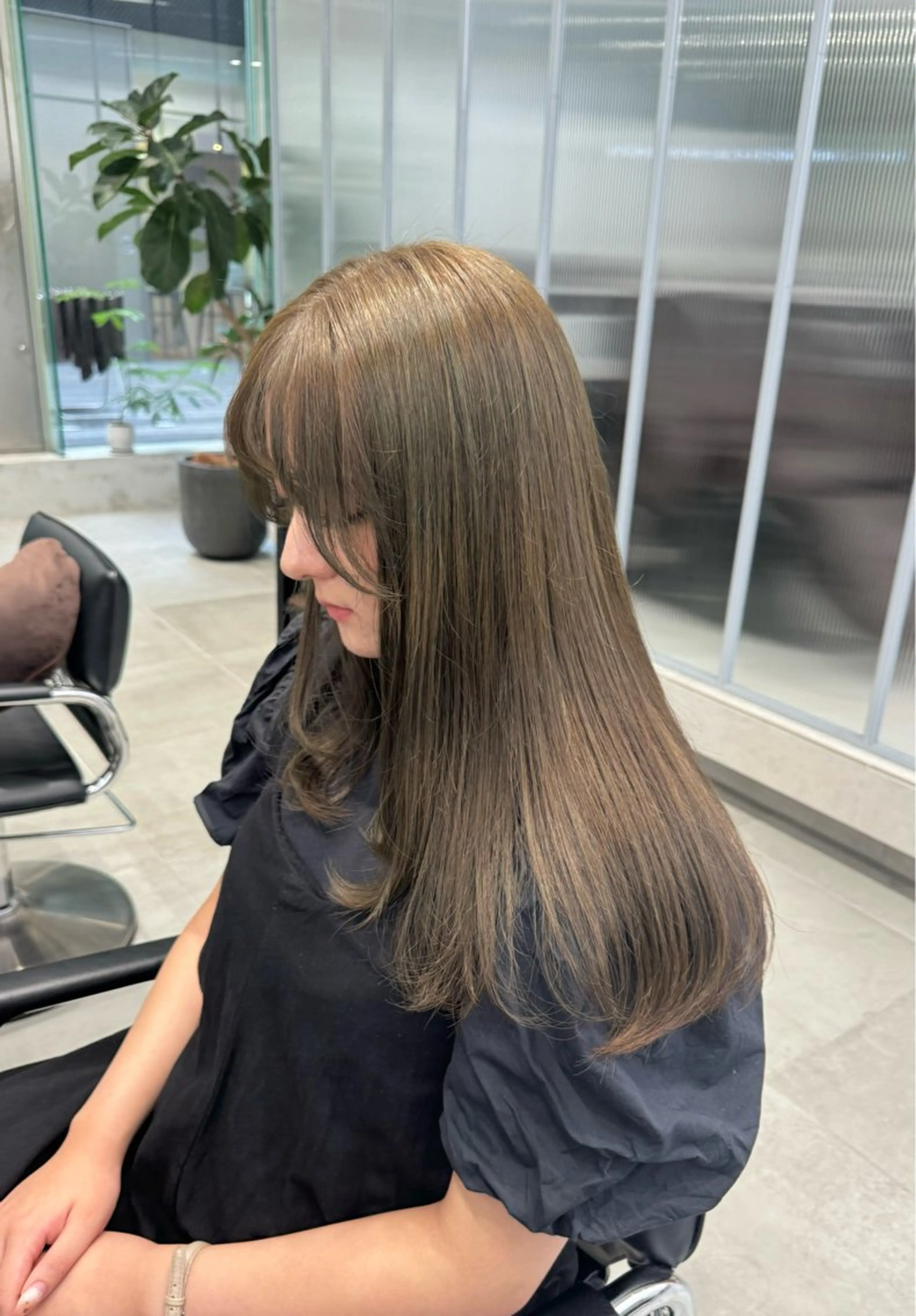 ロング カラー ブリーチ 透明感カラー ブリーチなしカラー ブリーチなし 寒色カラーのヘアスタイル