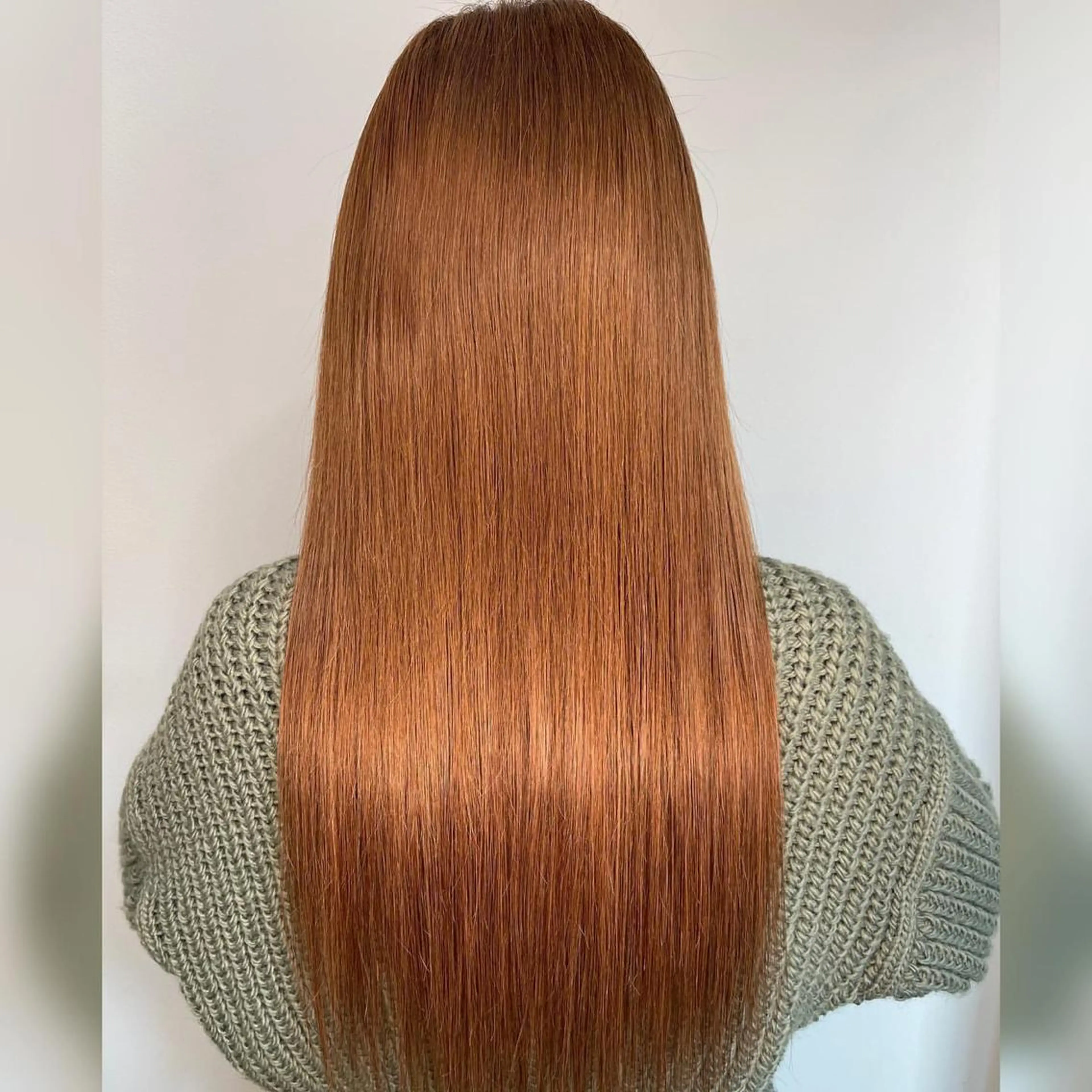 ロング 小笠原 菜緒のヘアスタイル