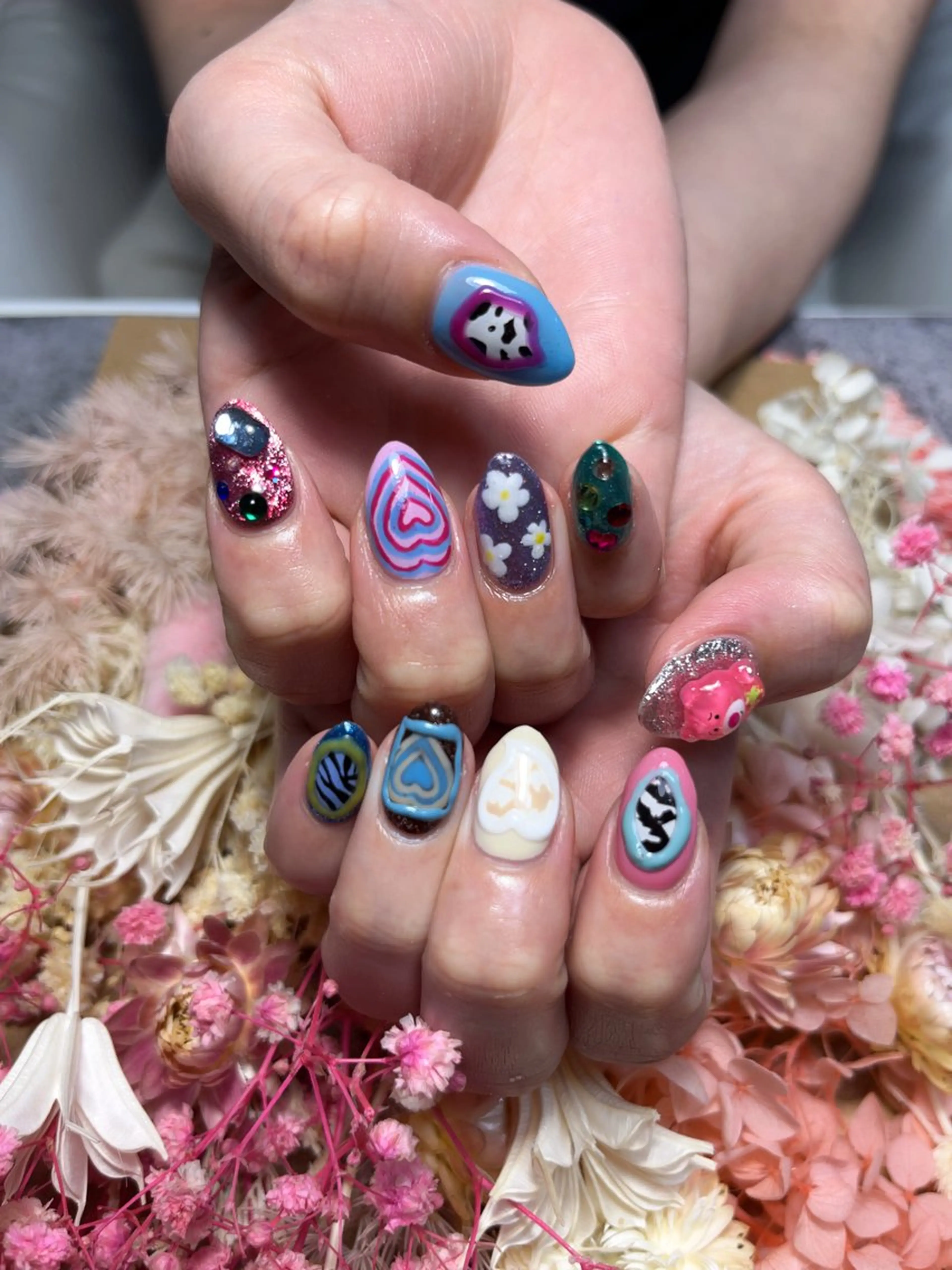 ネイル Brodia nailsのネイルデザイン