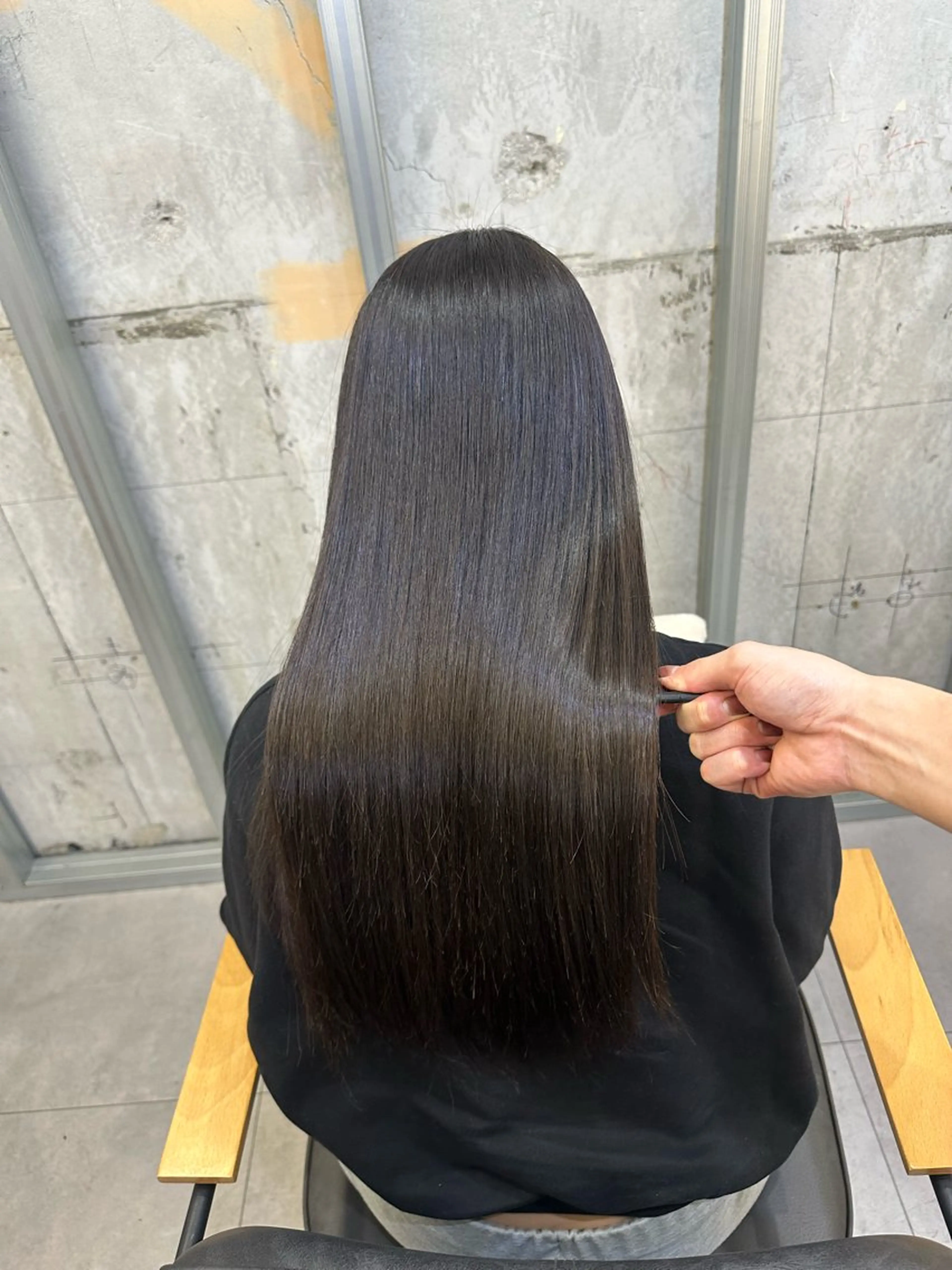 ロング アッシュ アッシュグレー アッシュグレージュ ボブ くびれヘア 縮毛矯正 リキ/髪質改善 /縮毛矯正🫧のヘアスタイル