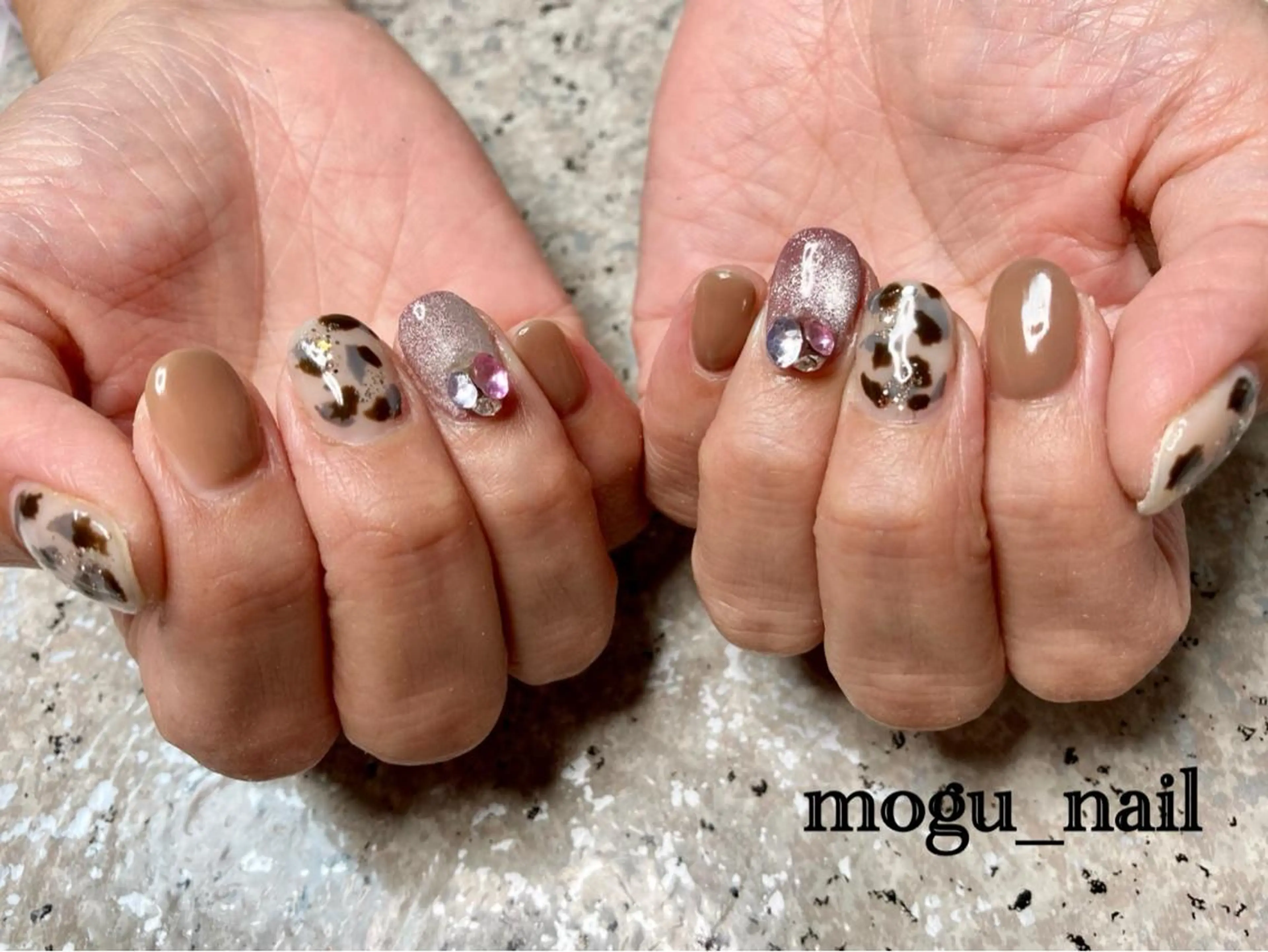 ネイル Mogu_ nailのネイルデザイン
