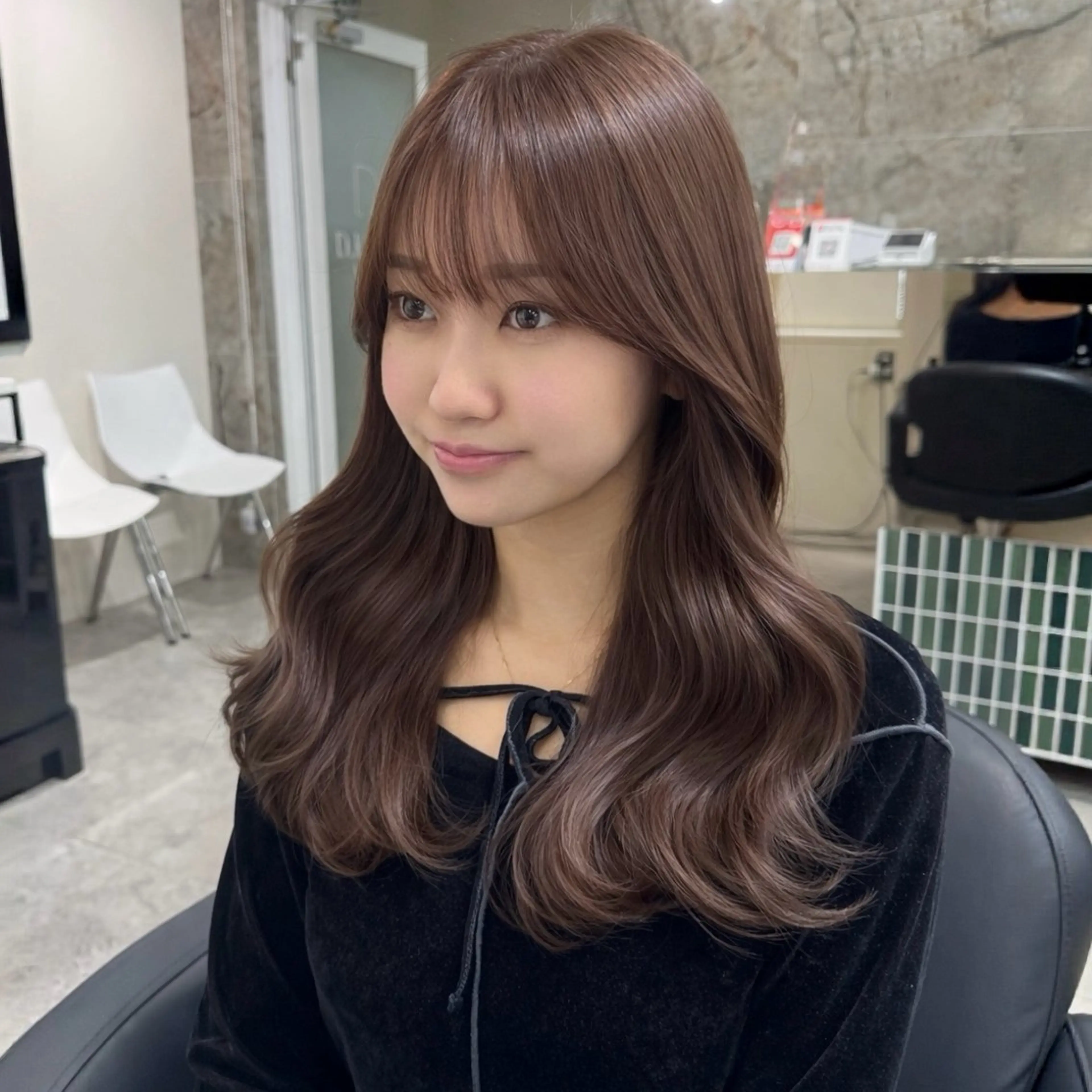 セミロング カラー カット ヘアカラー トリートメント 🎀髪質改善×韓国レ イヤー×透明感/米田のヘアスタイル