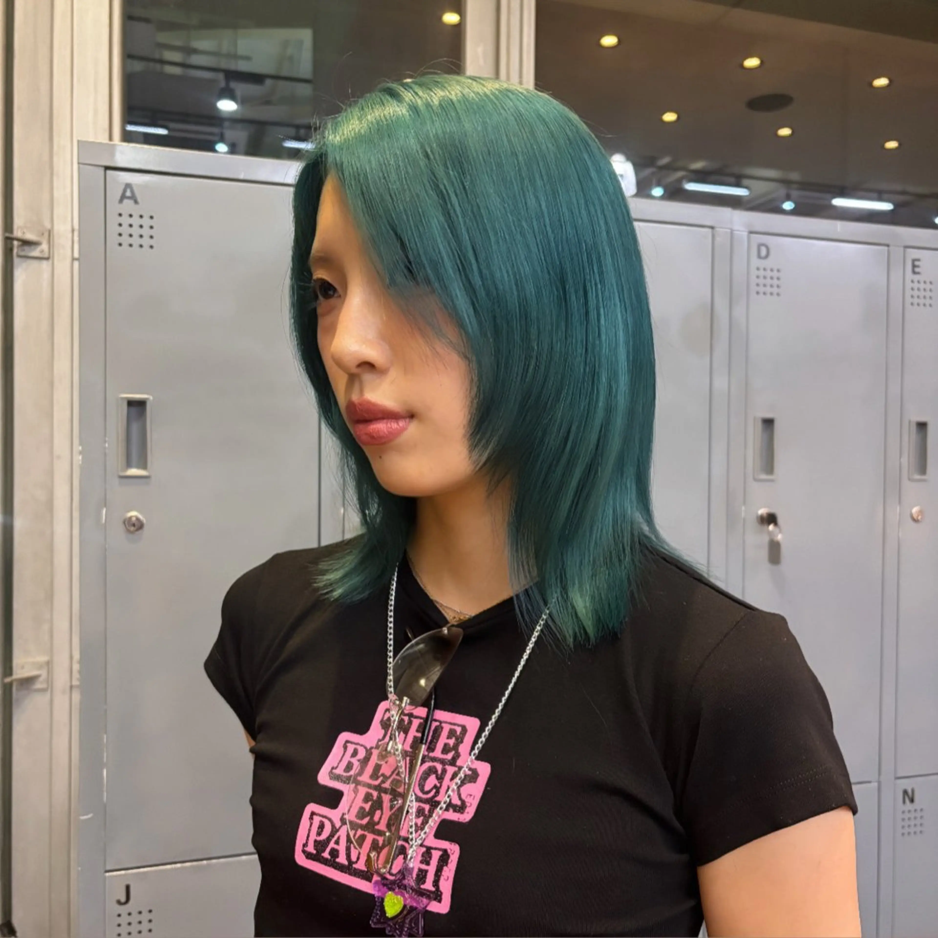 ミディアム ☘️かわいいハイトー ン☘️nonokaのヘアスタイル