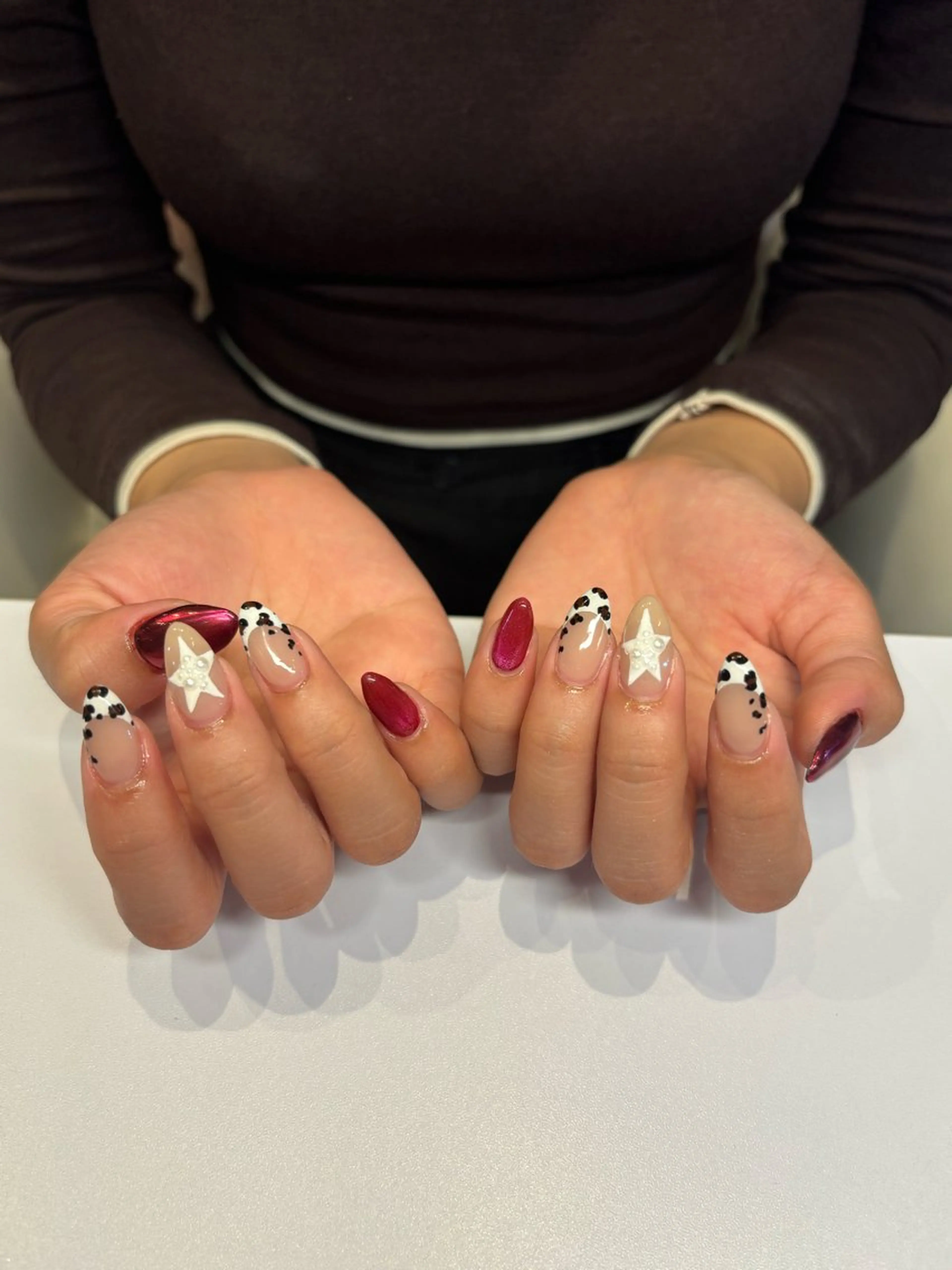 ネイル ハンドネイル 倫実/スカルプ /ガーリー/個性派のネイルデザイン