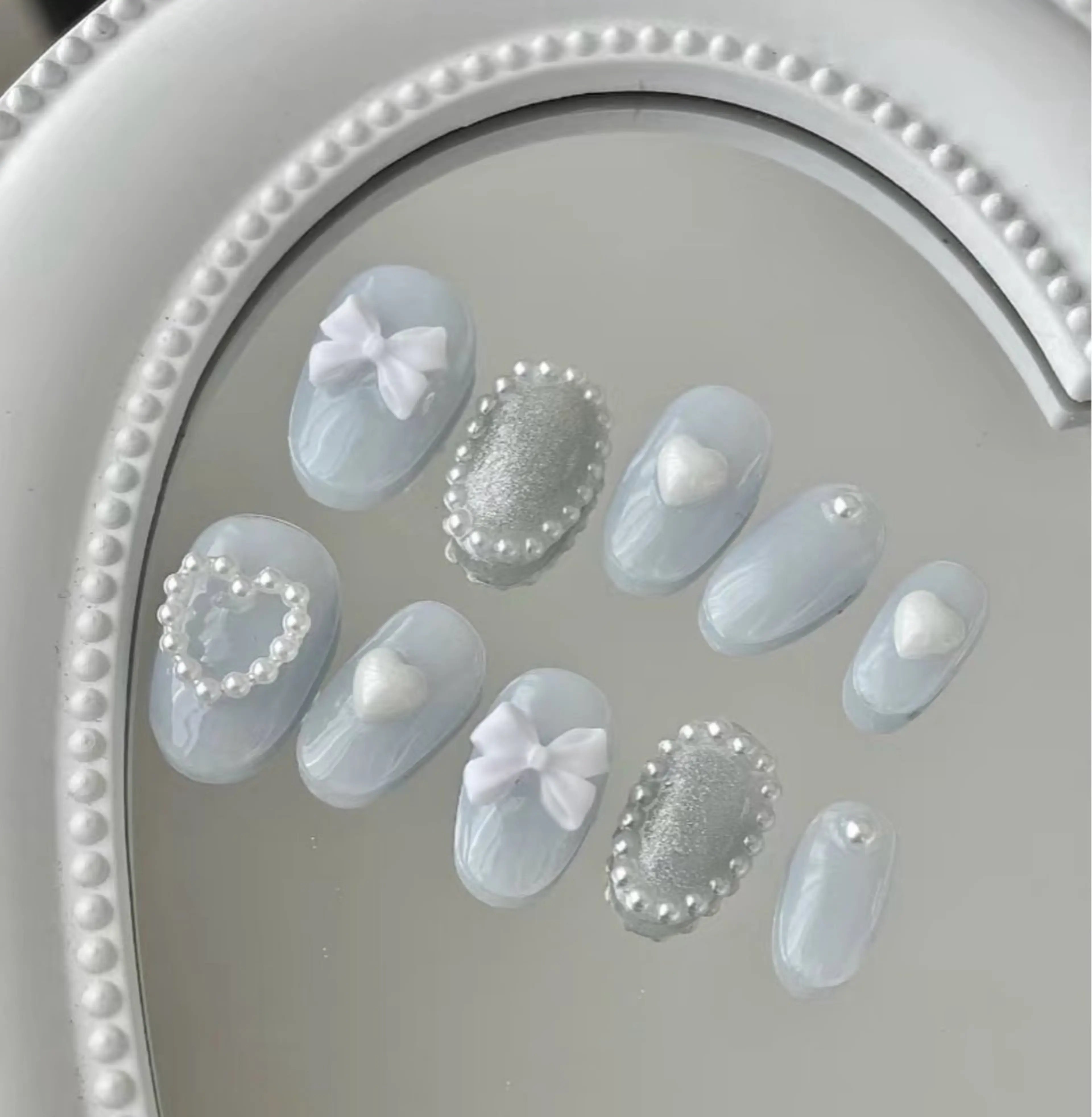 ネイル アートネイル チークネイル 長さ出し フットネイル ジェルネイル ラッキーネイルサロン西川口東口店所属・山田 由奈のネイルデザイン