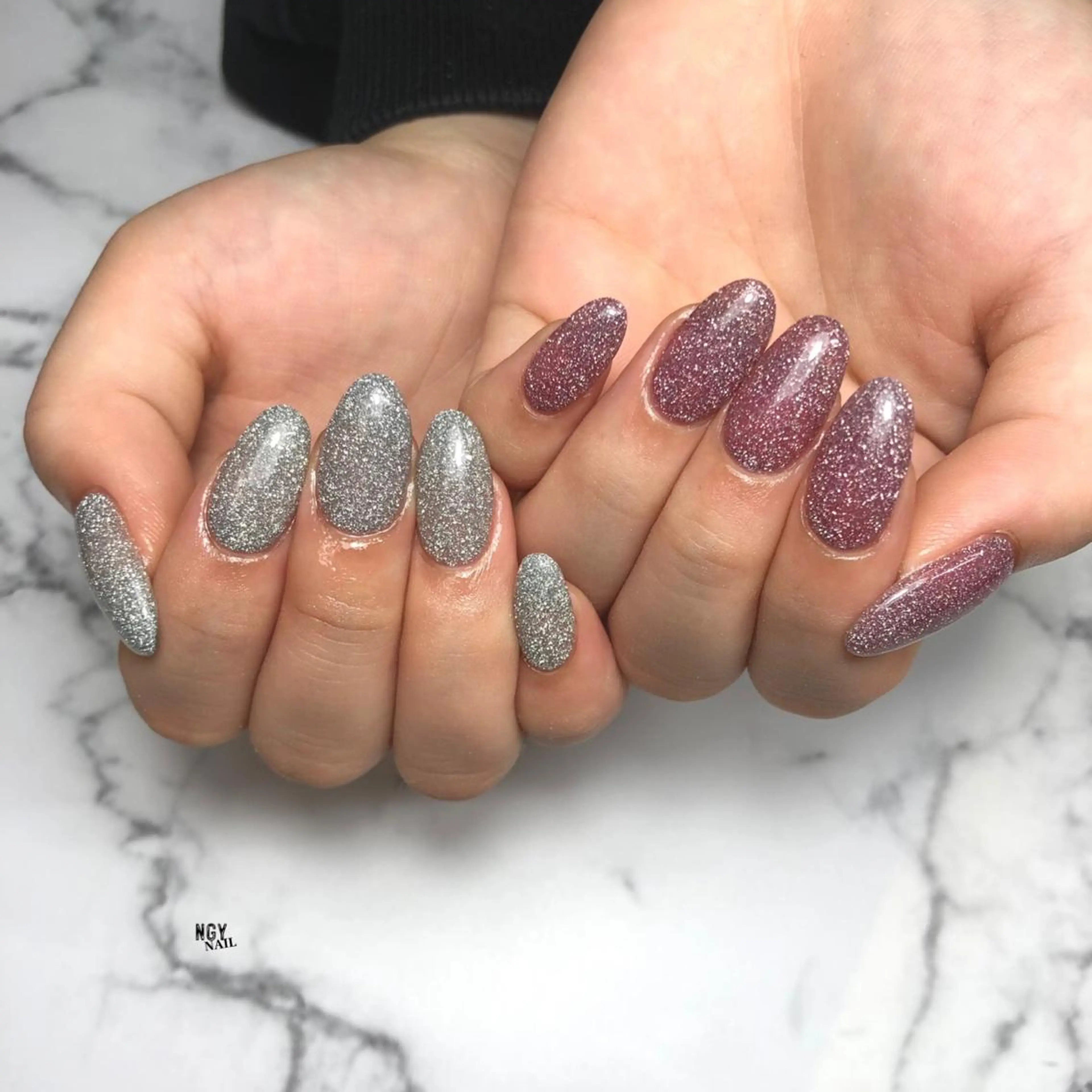 ネイル ボルドー フラッシュネイル ジェルネイル キラキラネイル 韓国ネイル ハンドネイル NAIL NOWのネイルデザイン