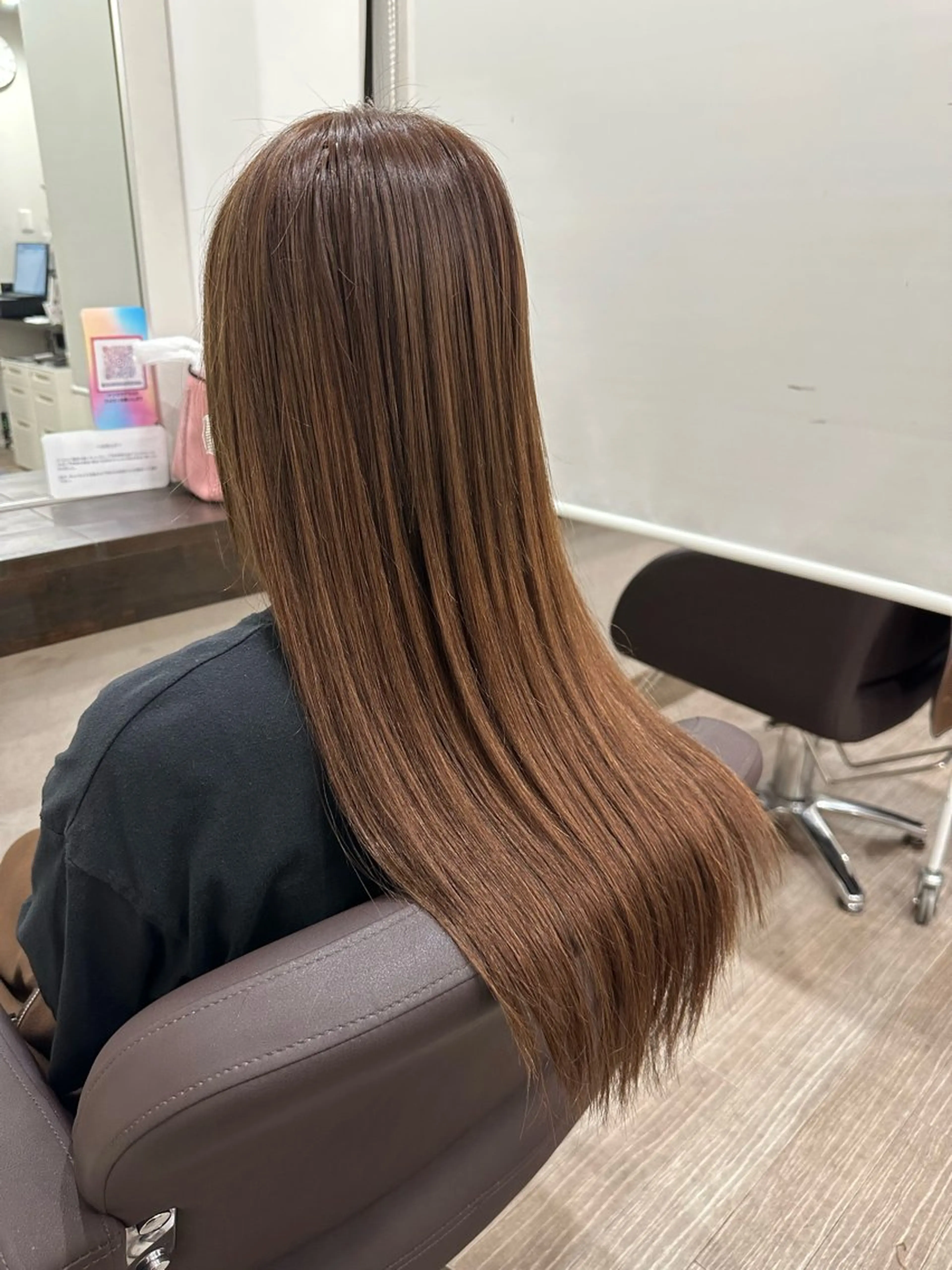 ロング TOMOMI /フロレゾンのヘアスタイル