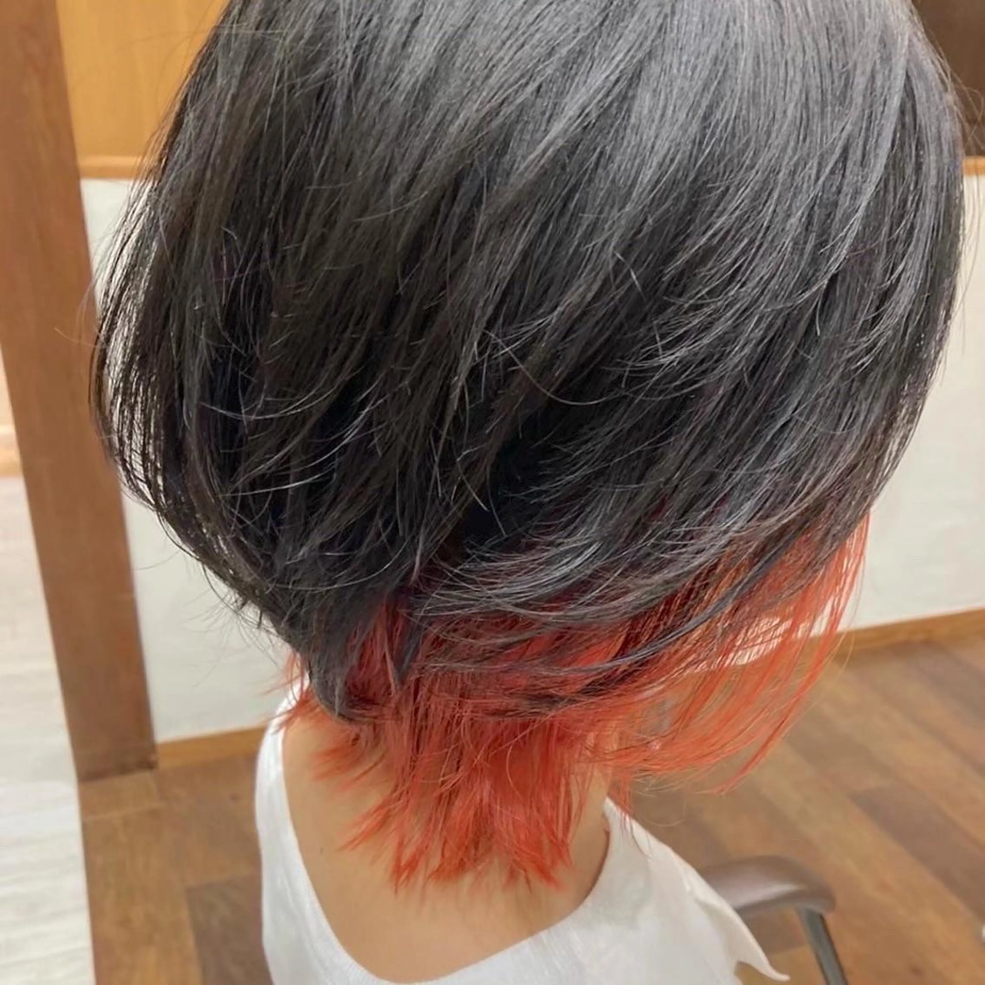 ショート カラー インナーカラー 【モデル募集】貝沼 しおんのヘアスタイル