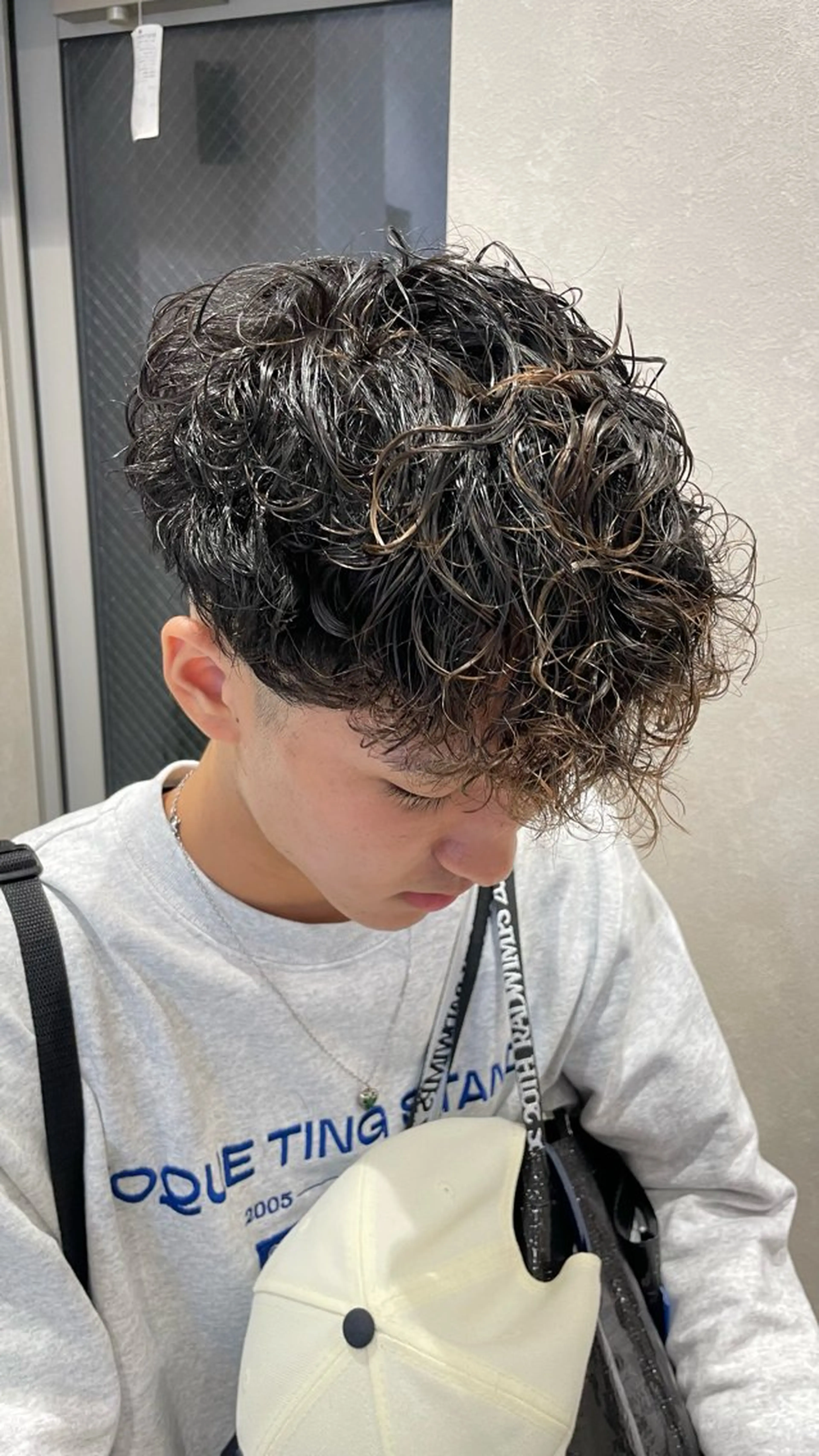 メンズ スペインカール grow本八幡 横溝愛梨のヘアスタイル