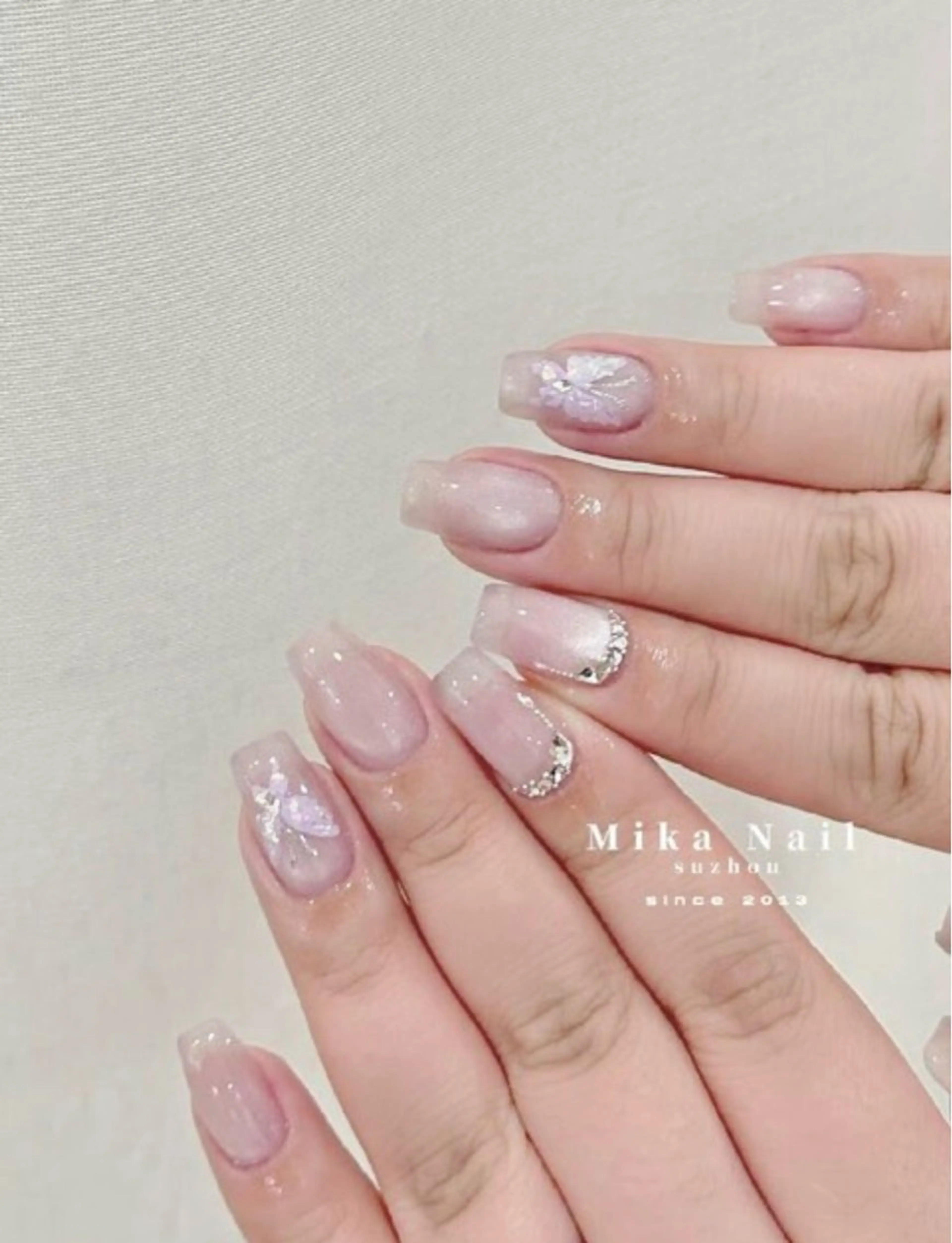 ネイル ハンドネイル 美人計ネイルサロン所属・中山 美月のネイルデザイン