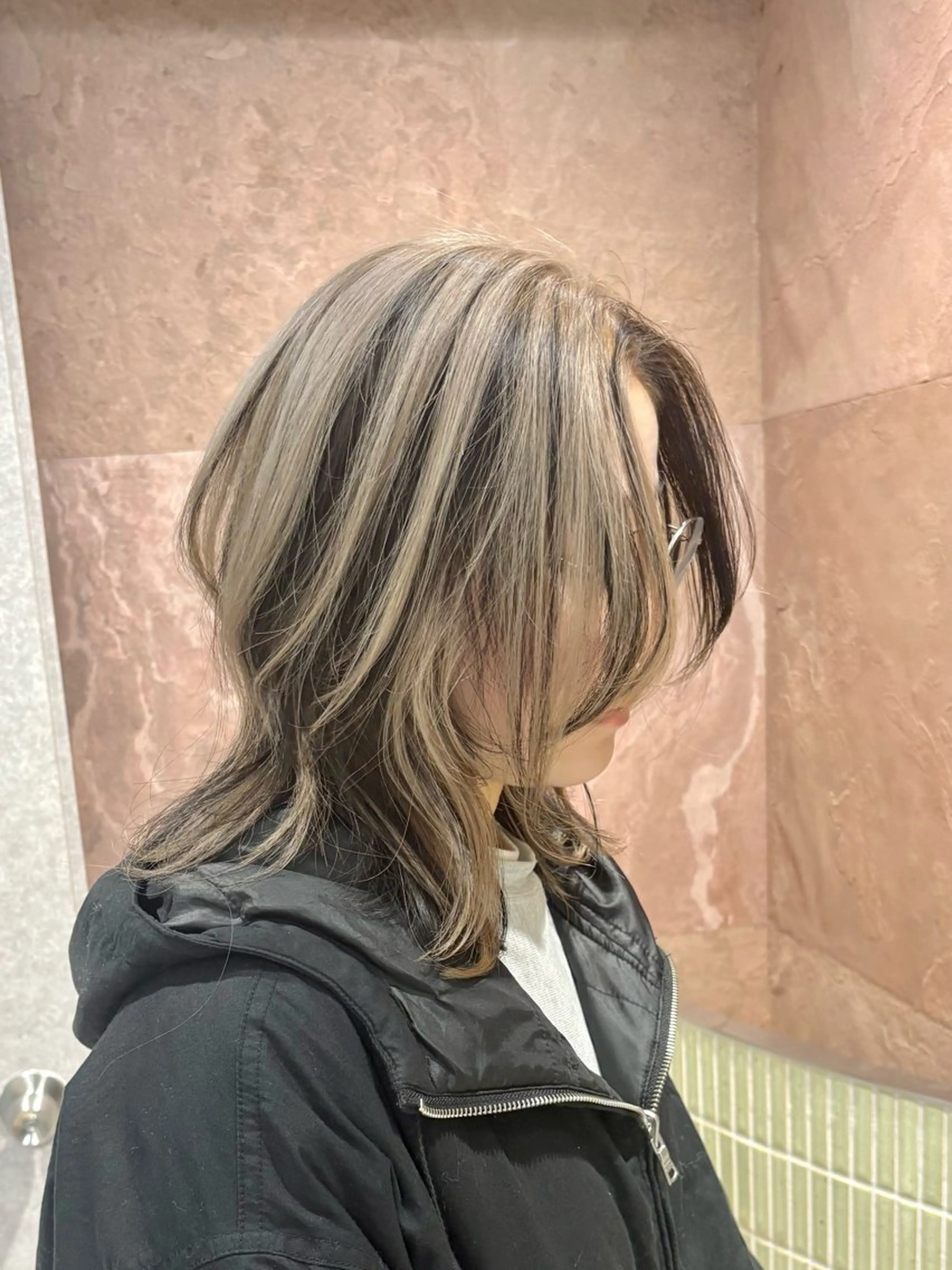 ミディアム カット ヘアカラー トリートメント 🩵縮毛矯正/ブリー チ/髪質改善/いつかのヘアスタイル