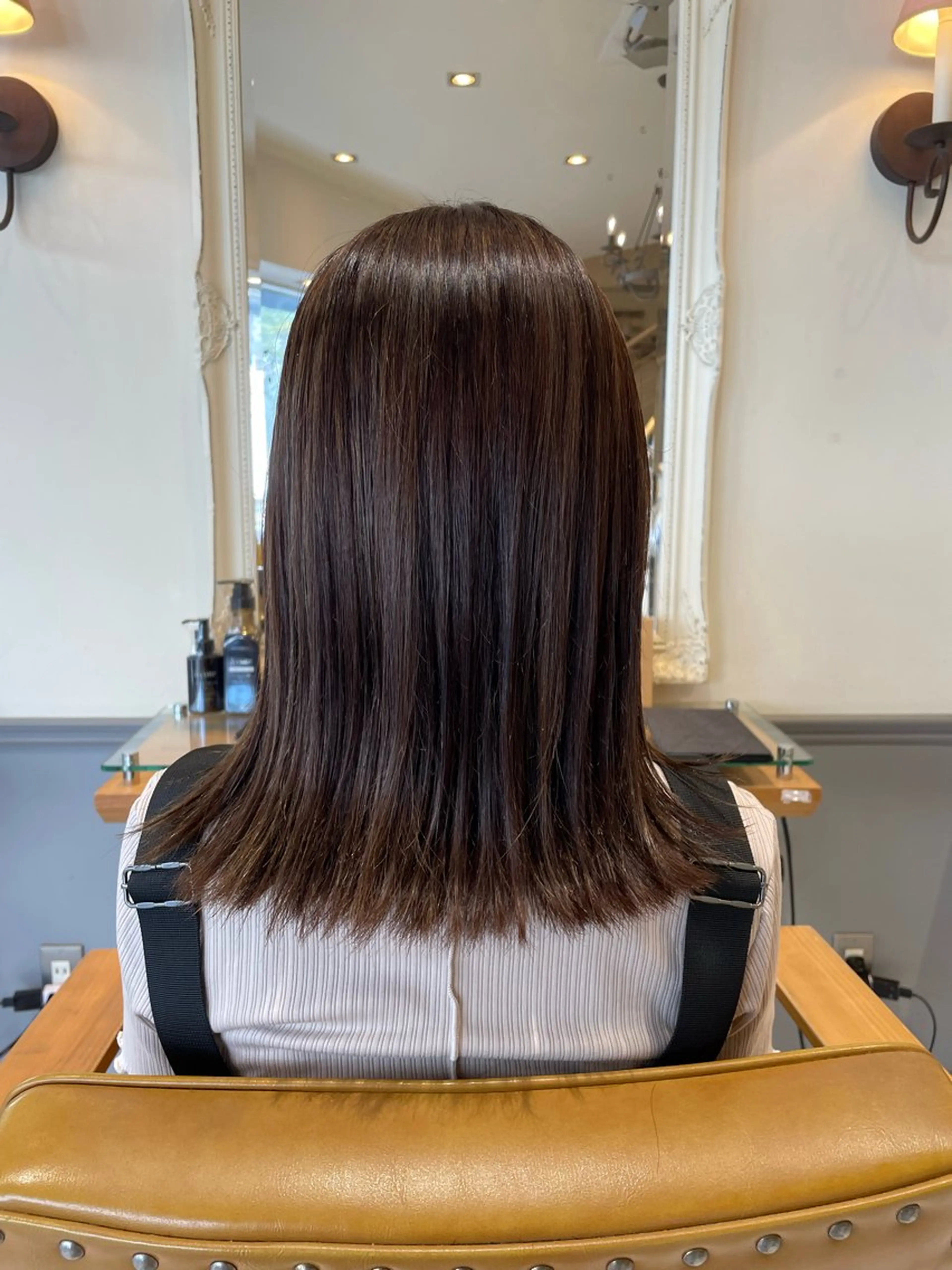 ミディアム カラー カット ヘアカラー トリートメント 鈴木弥月/大人ボブ× 透明感カラーのヘアスタイル