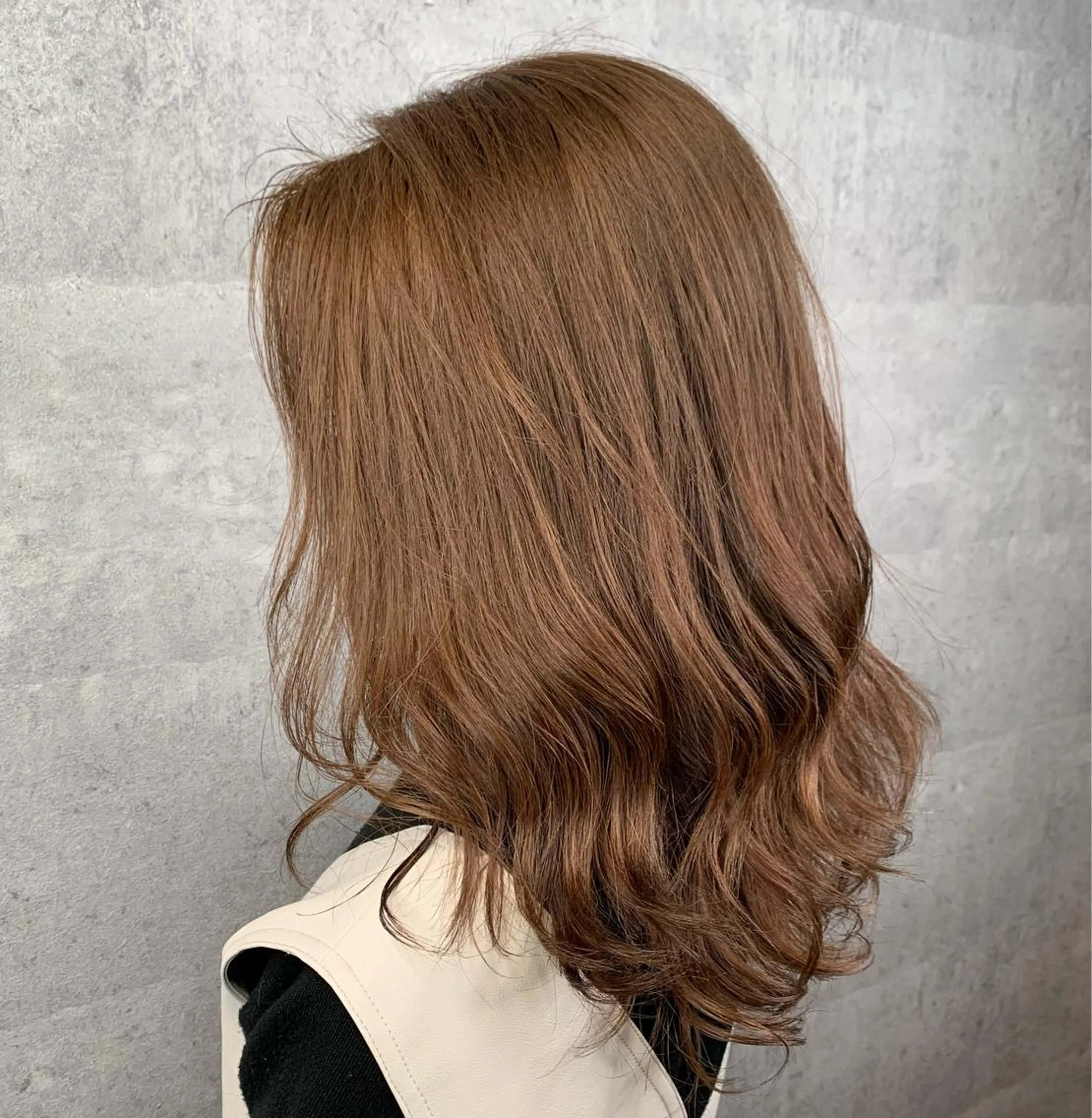 ロング カラー mimiiy梅田 中崎町ハイトーンのヘアスタイル