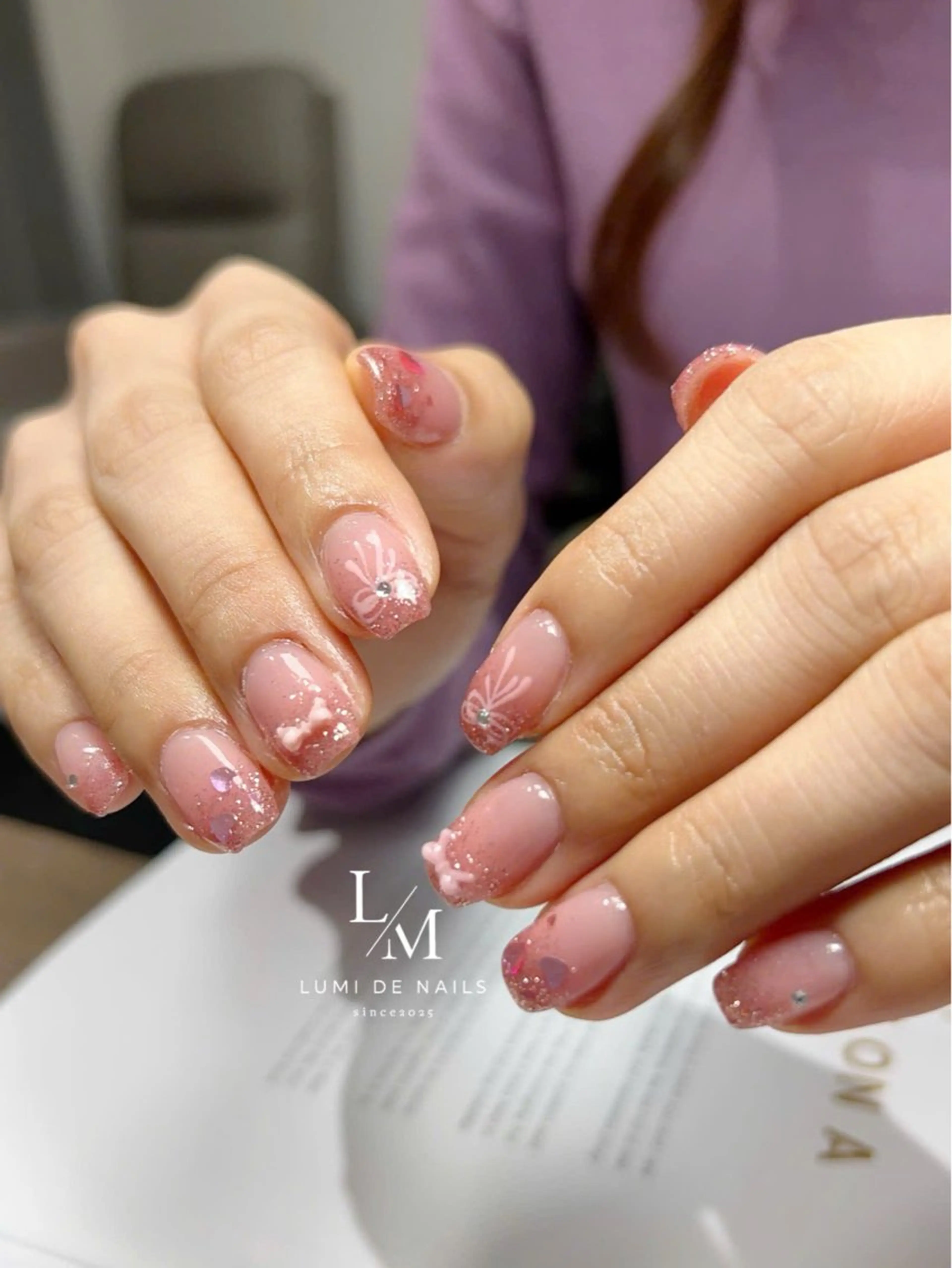 ネイル グラデーション ラメ(グリッター) マグネットネイル ミラーネイル ニュアンスネイル ハンドネイル Lumi de nailsのネイルデザイン