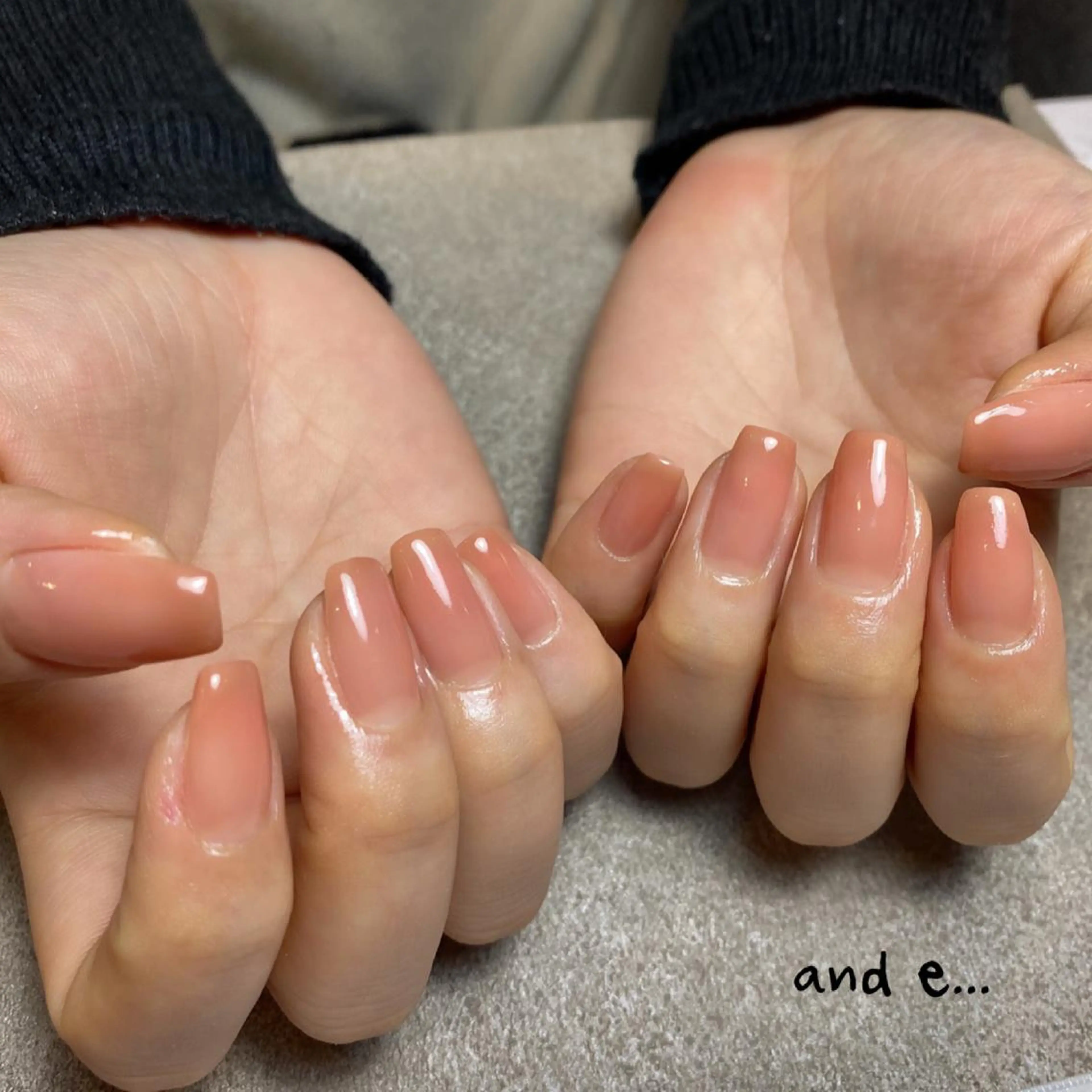 ネイル 氷ネイル・うるうるネイル キラキラネイル ラメ(グリッター) ミラーネイル ニュアンスネイル nailsalon mur.のネイルデザイン