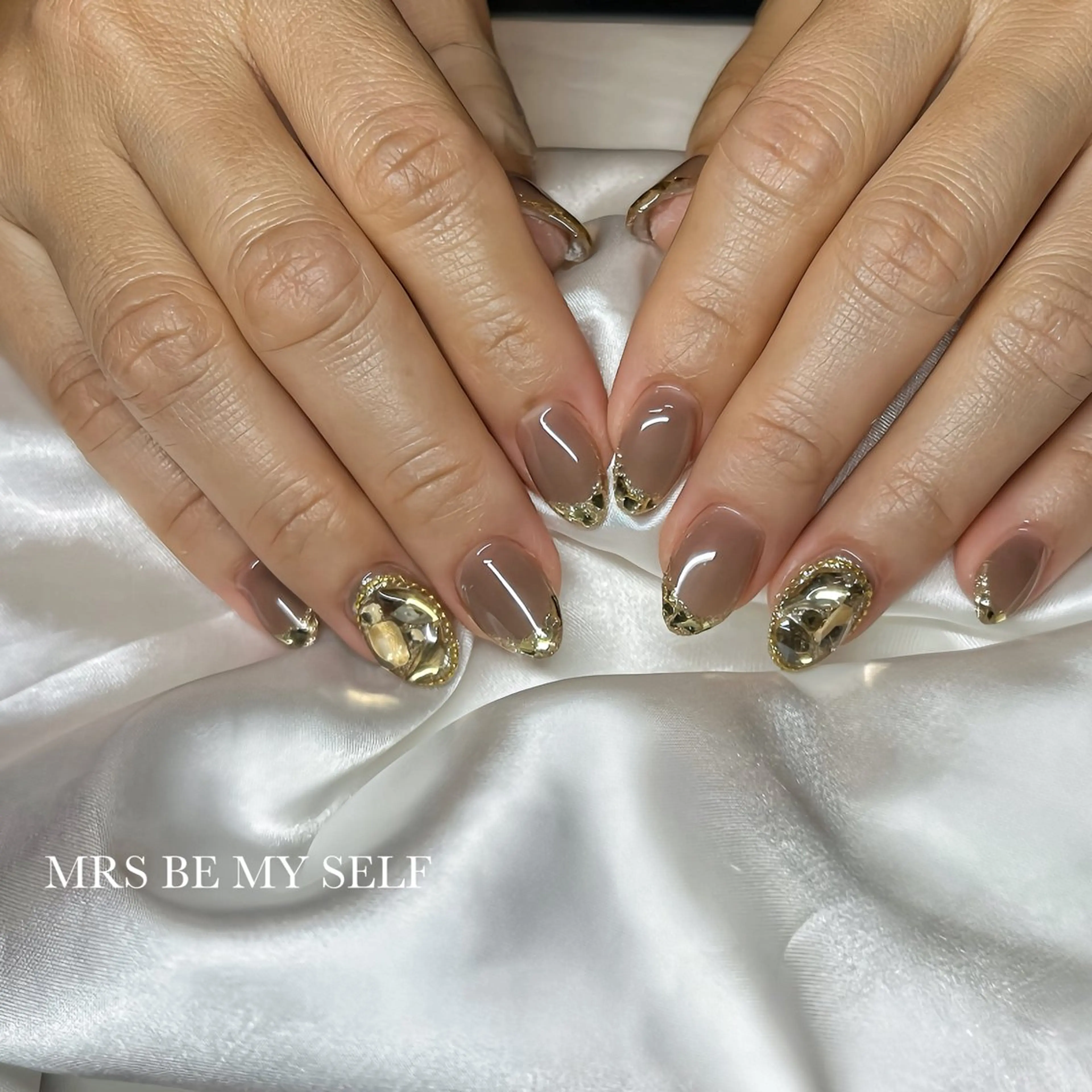 ネイル フレンチネイル ガラスフレンチ ハンドネイル MRS/ miyu🎀のネイルデザイン