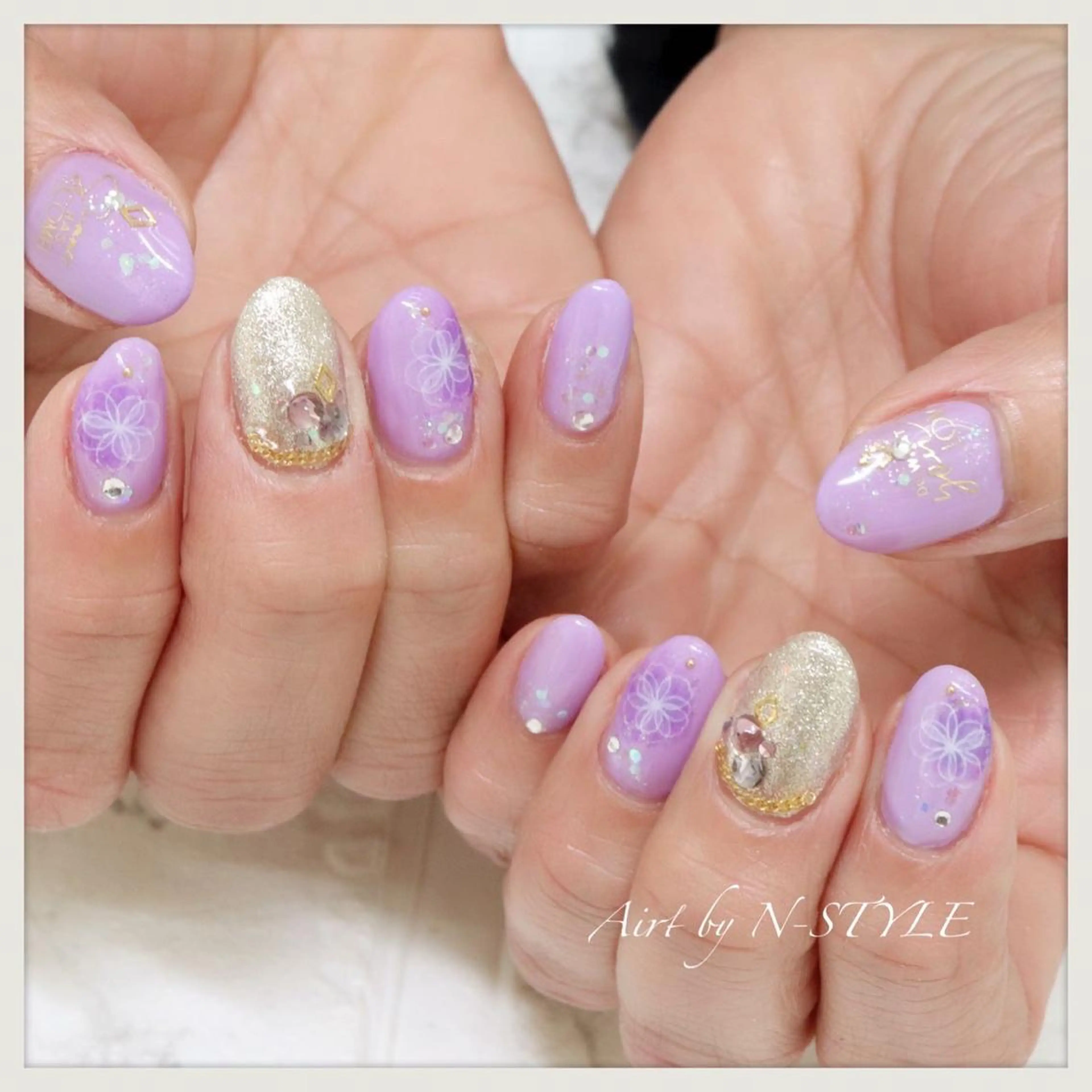 ミディアム ネイルN-STYLE スタッフのネイルデザイン