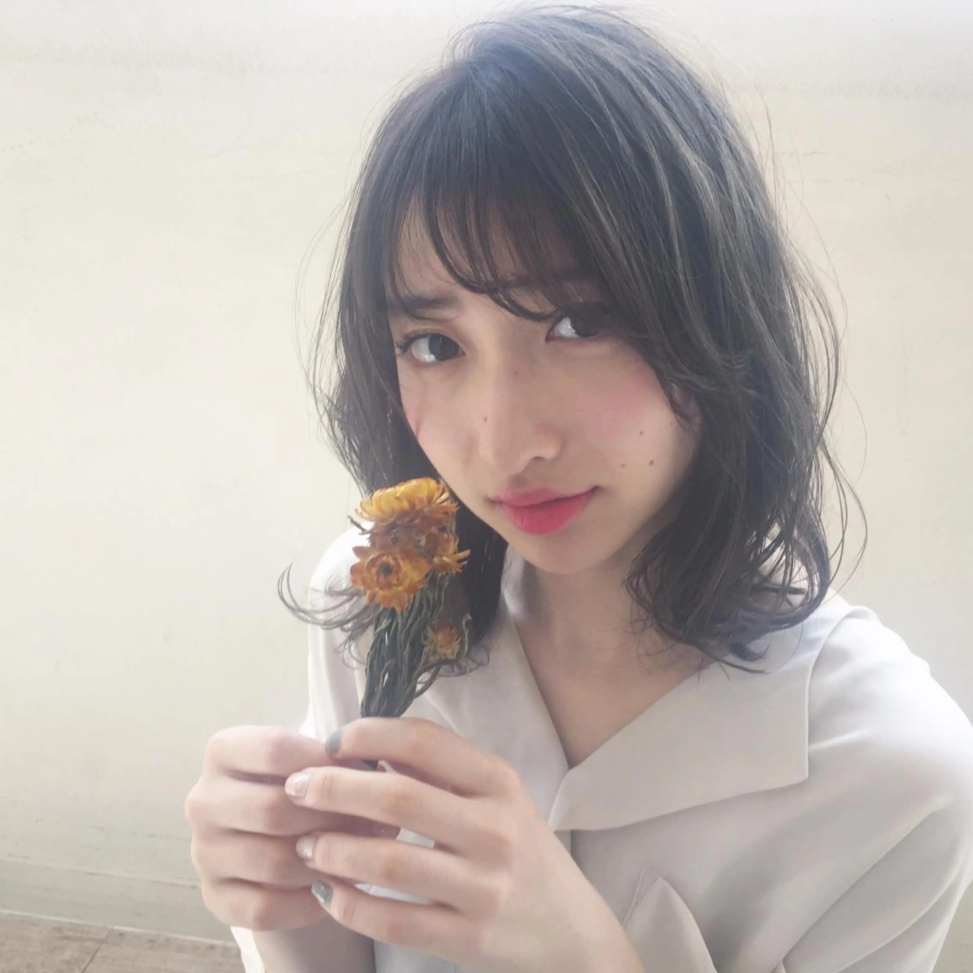 ミディアム 鎌倉 彩のヘアスタイル