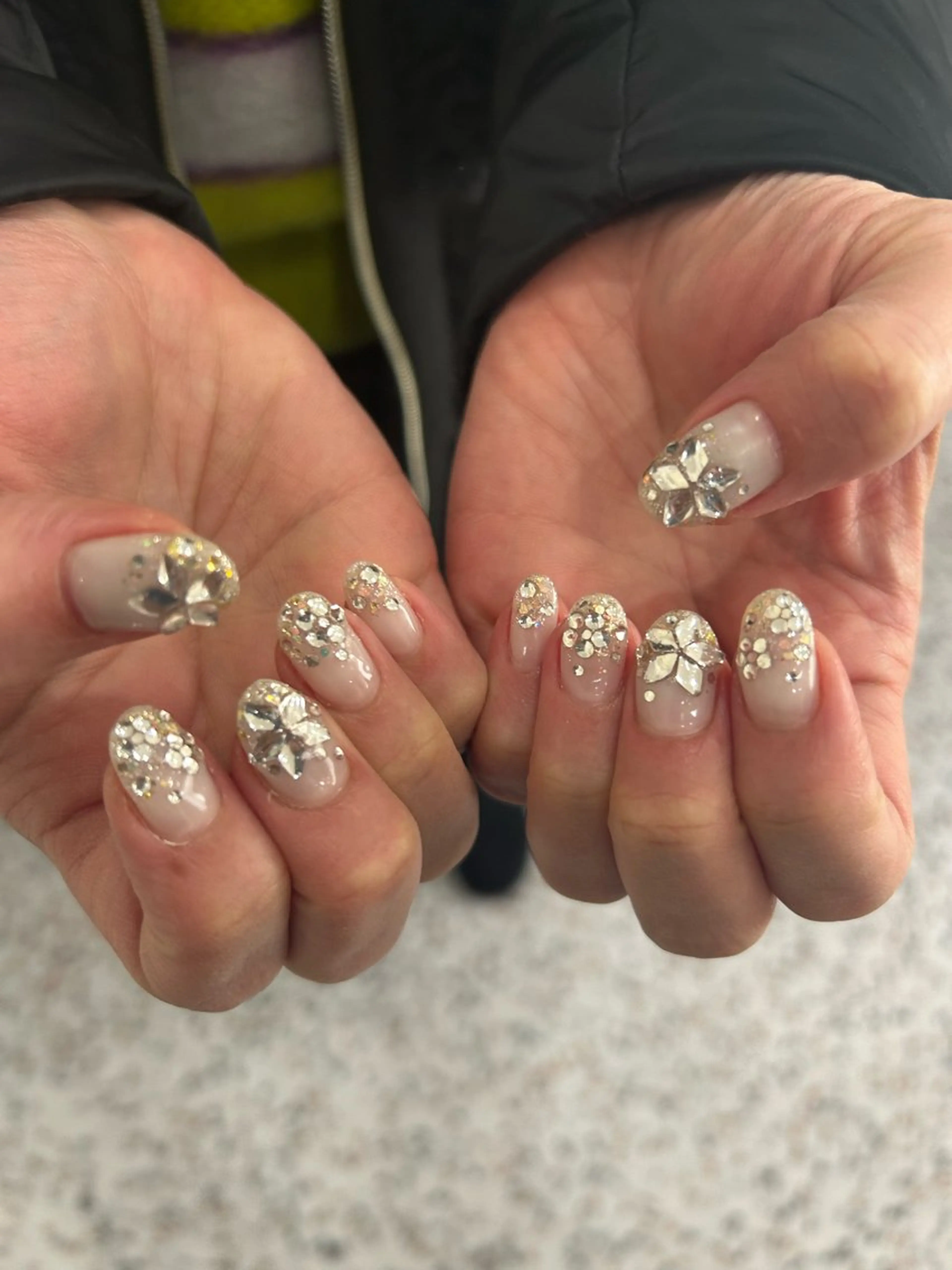 ネイル ハンドネイル 小松 千冬snazzyのネイルデザイン